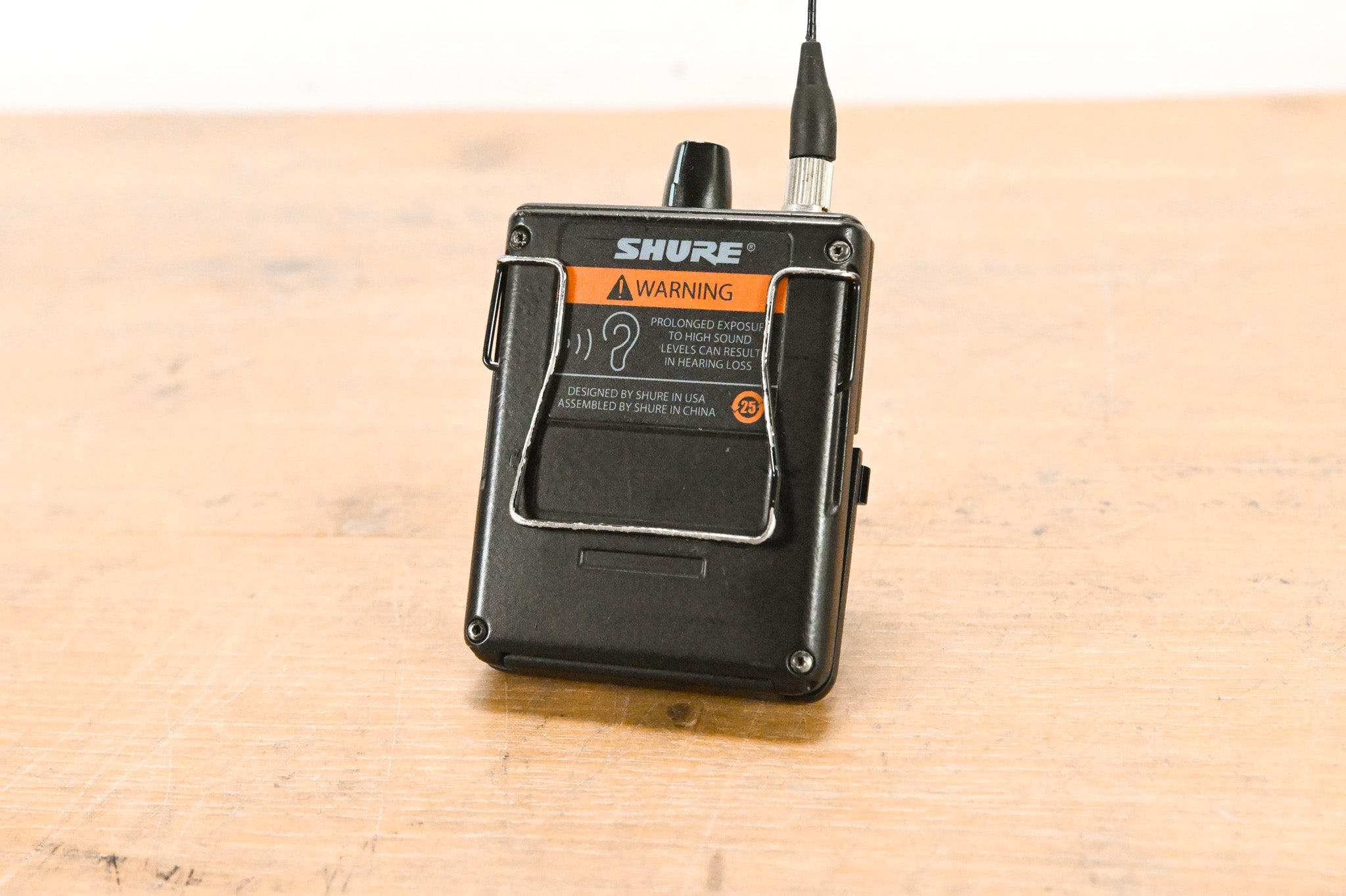 Shure P9R-L6 Wireless Bodypack Receiver - L6 Band: 656-692 MHz