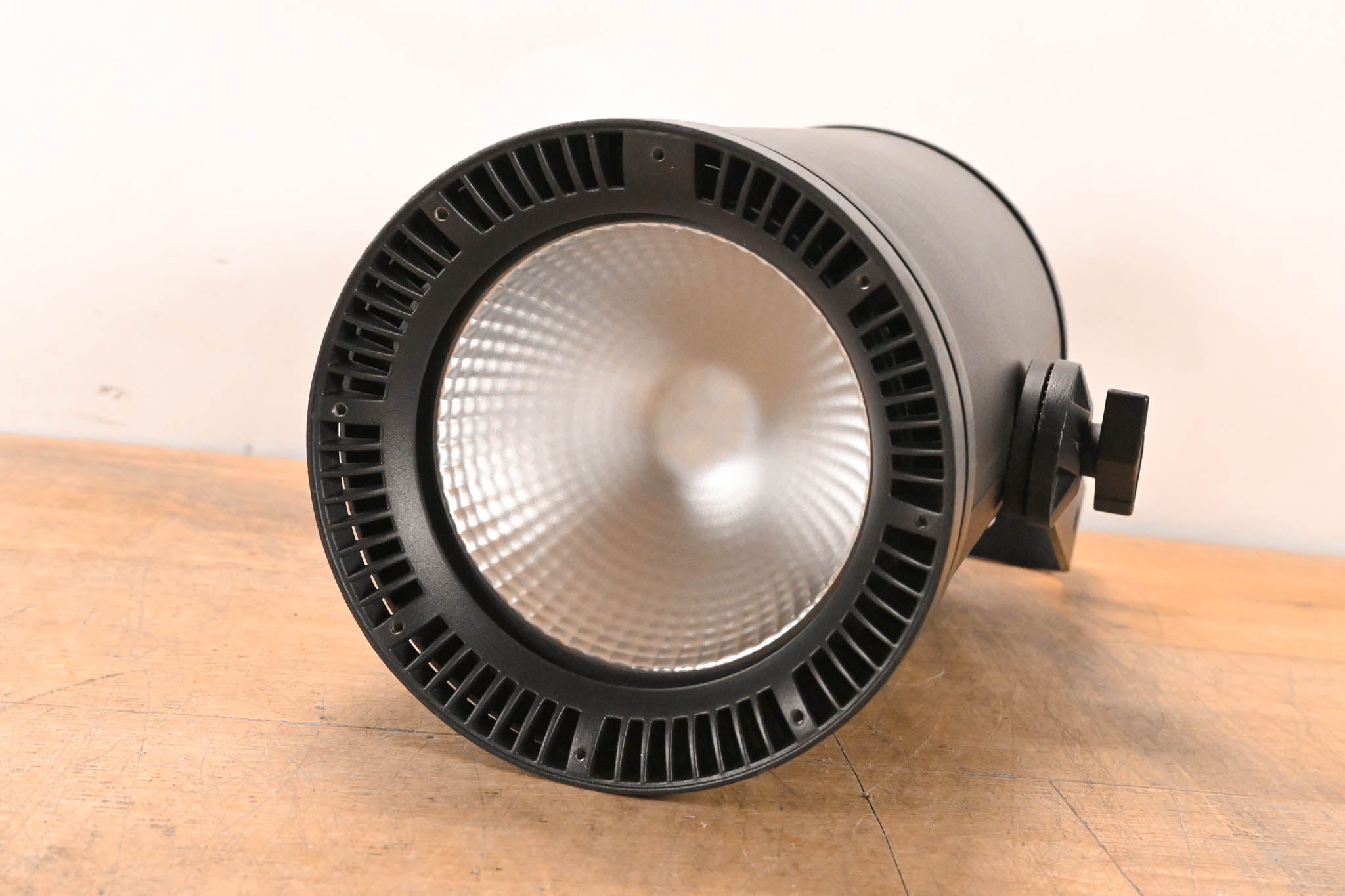 Elation Fuze Pendant 230W RGBWL LED House Light Fixture (NO PSU)