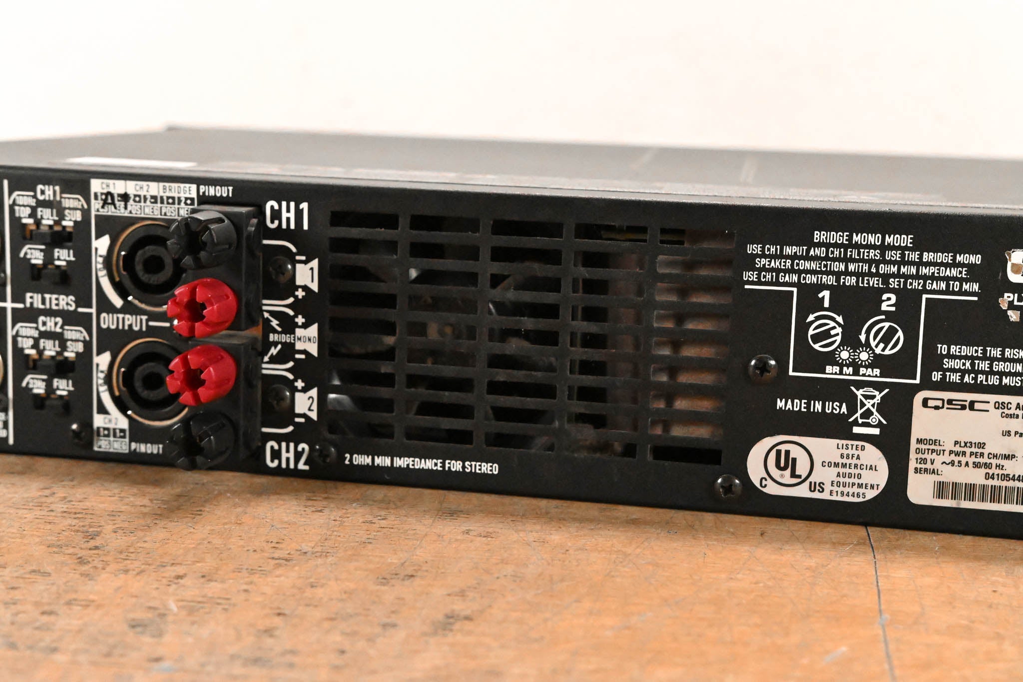 QSC PLX3102 2-Channel Power Amplifier