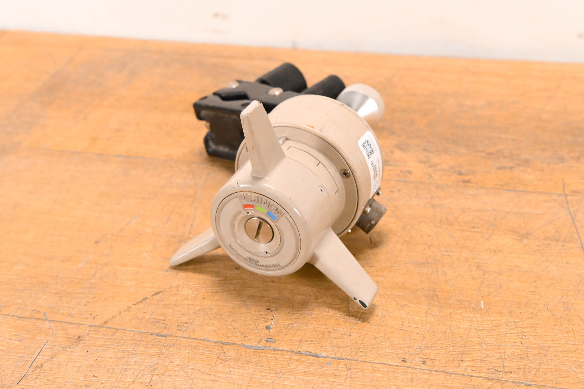 Fujinon EPD-12B with MCA-6A Clamp