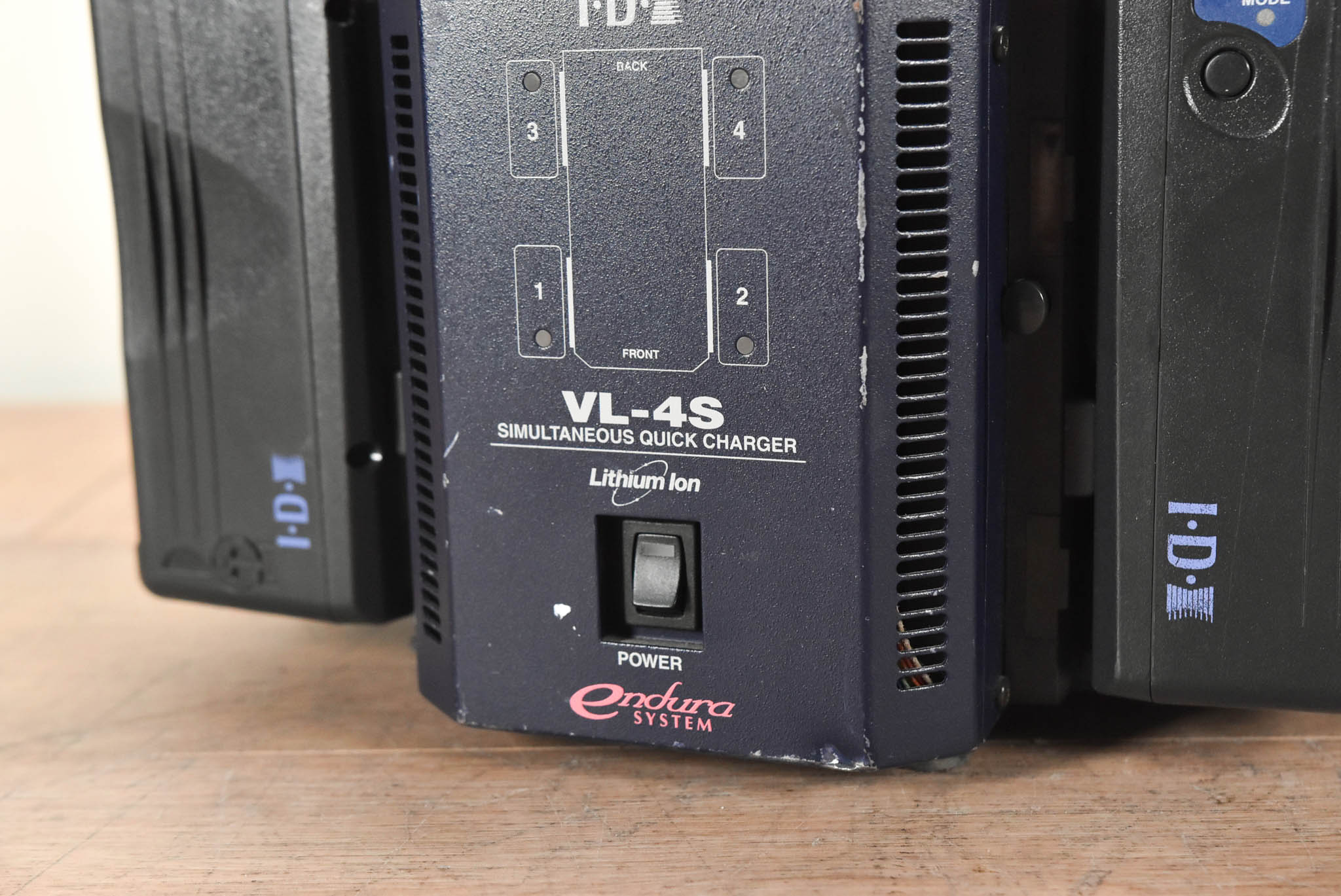 IDX System Technology VL-4S 4-Channel Charger with 3 Batteries