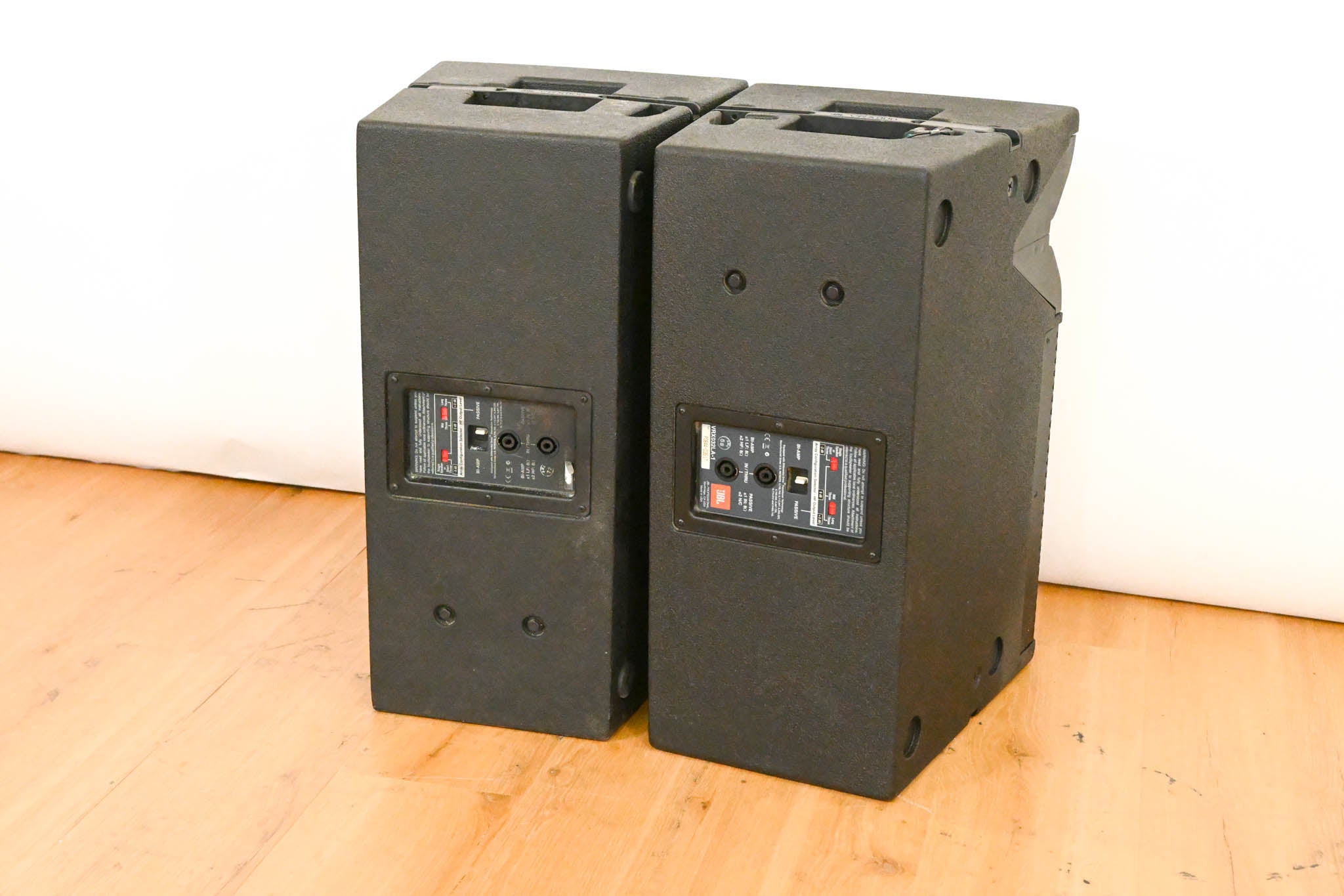 JBL VRX932LA-1 12" Two-Way Line Array Loudspeaker System (PAIR)