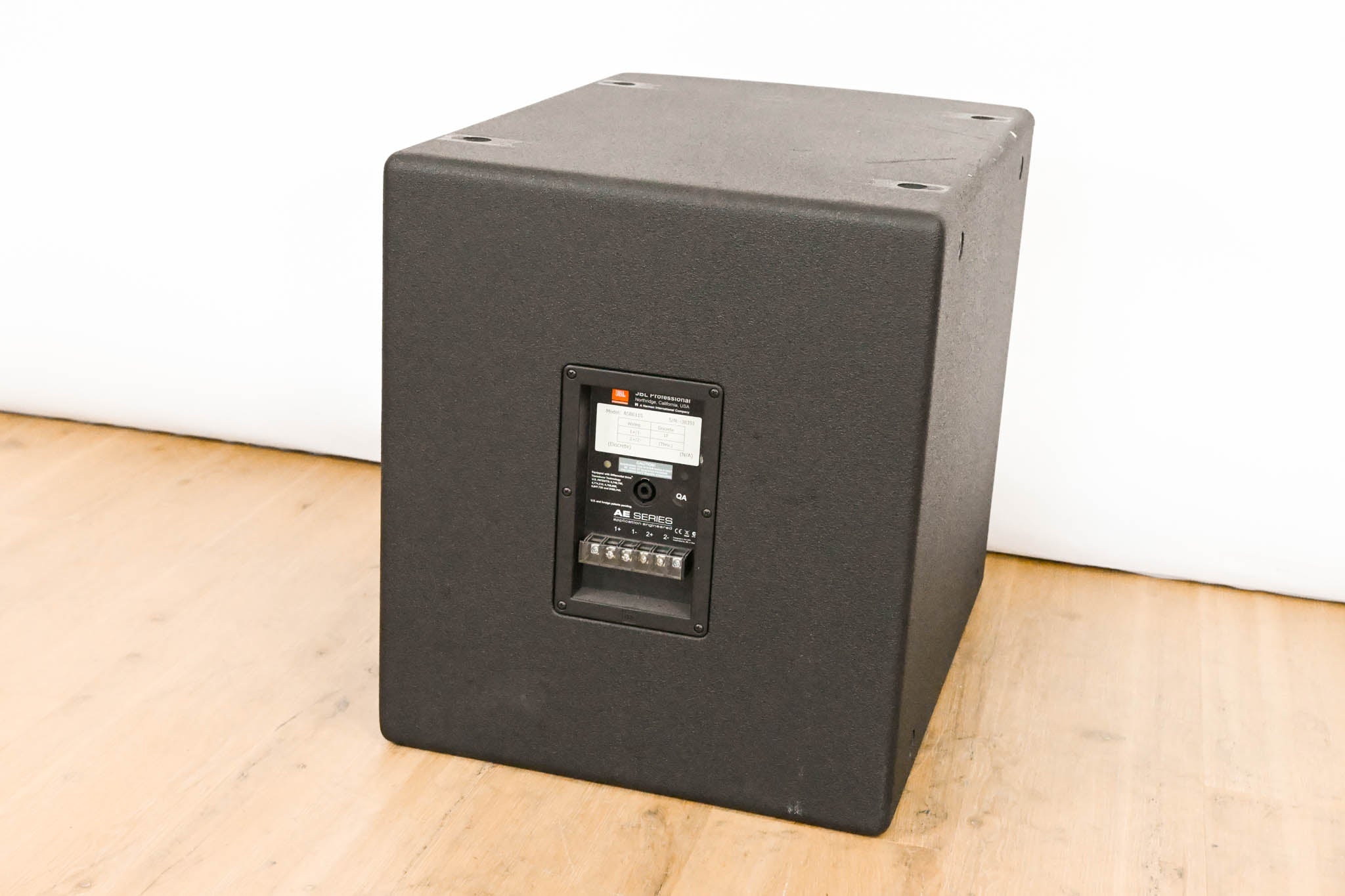 JBL ASB6115 Compact 15" High-Power Subwoofer