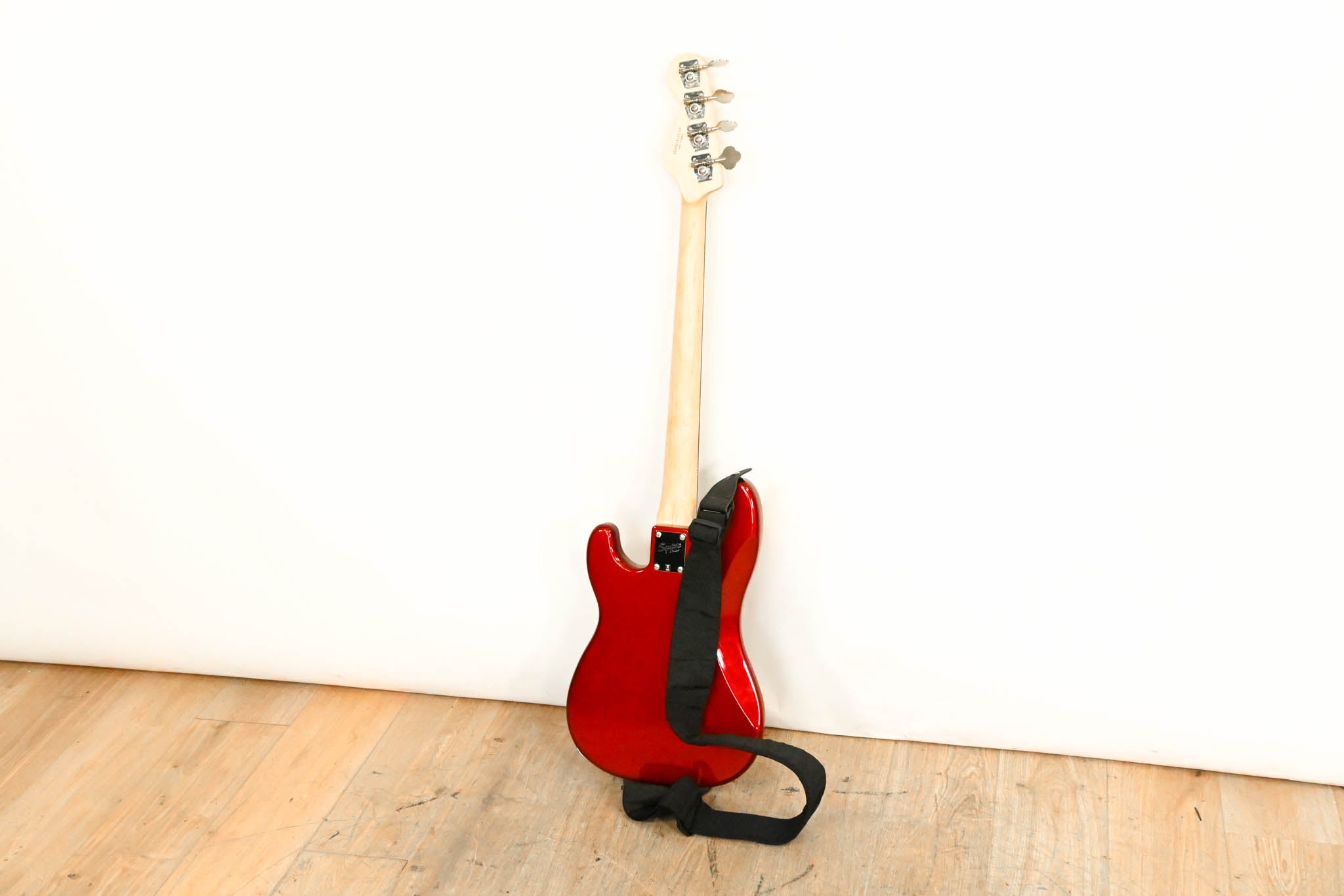 Squier Affinity Series Precision Bass PJ Metallic Red