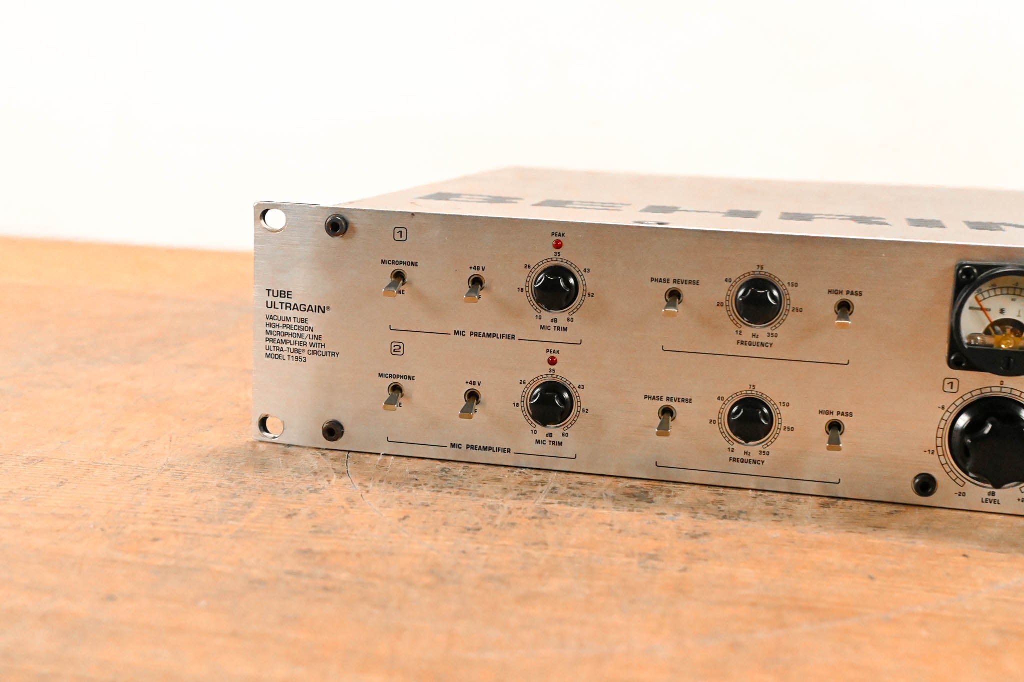 Behringer T1953 Tube Ultragain Channel Strip