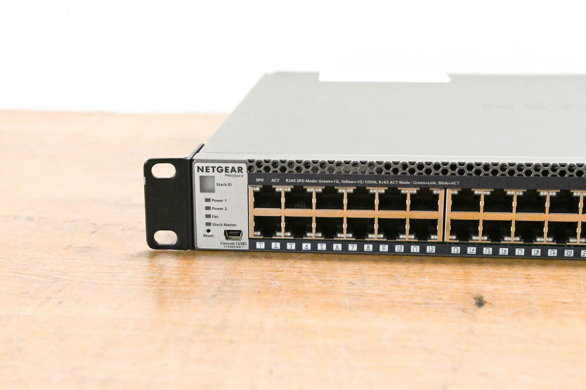 NETGEAR M4300-52G 48-Port Copper 1G L3 Switch