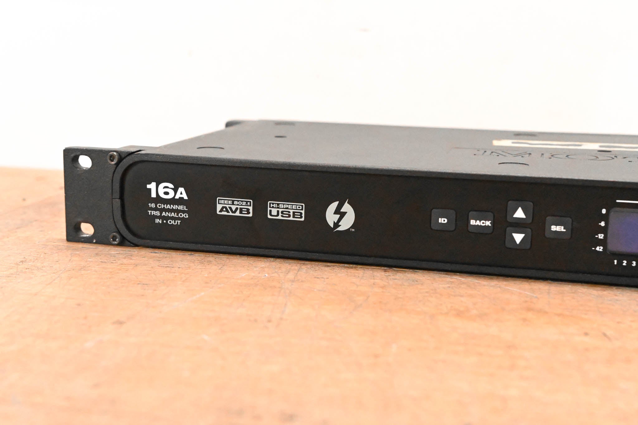 MOTU 16A 32x32 Thunderbolt / USB 2.0 Audio Interface with AVB