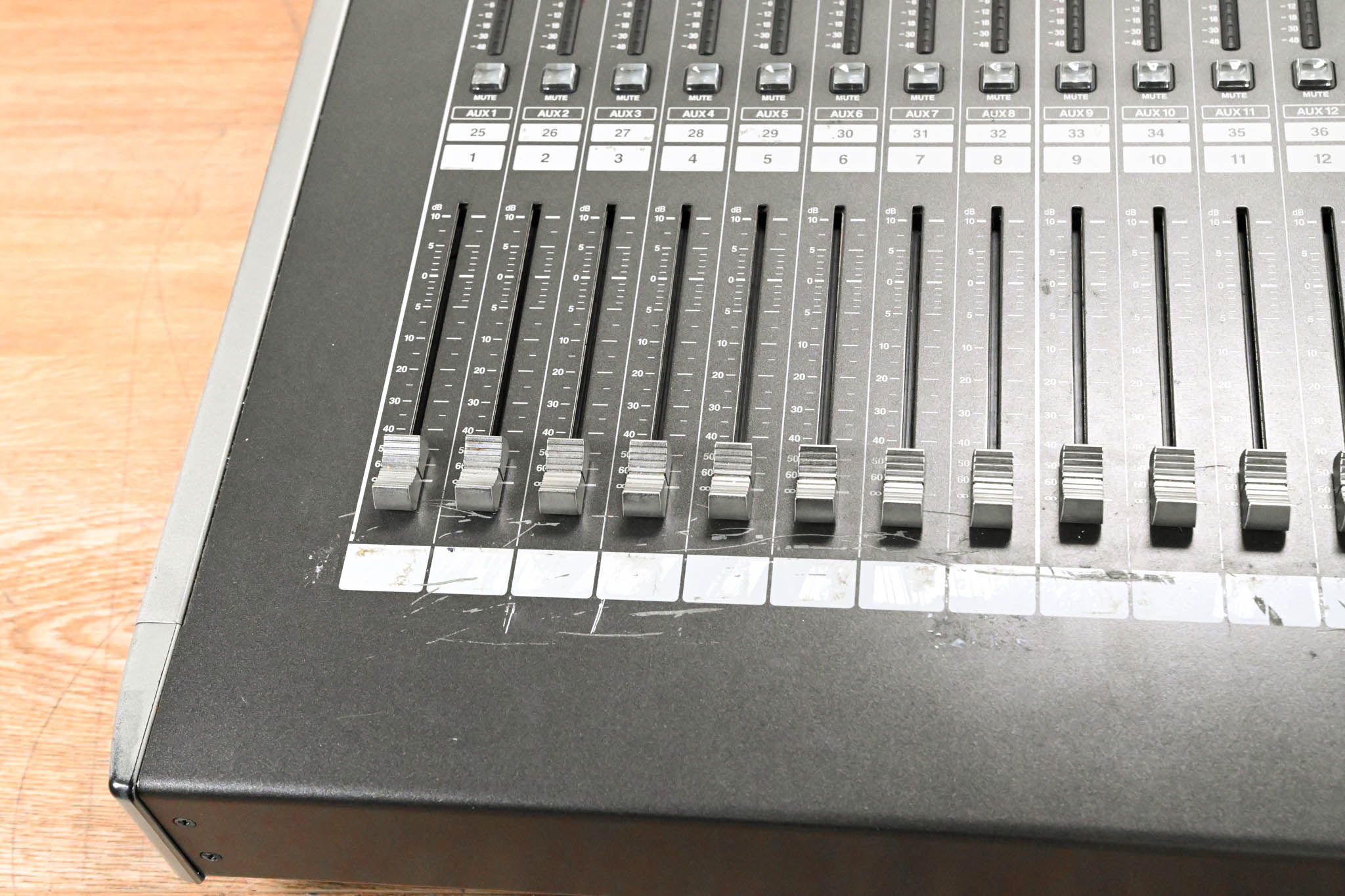 Roland M-400 48-Channel Live Digital Mixing Console