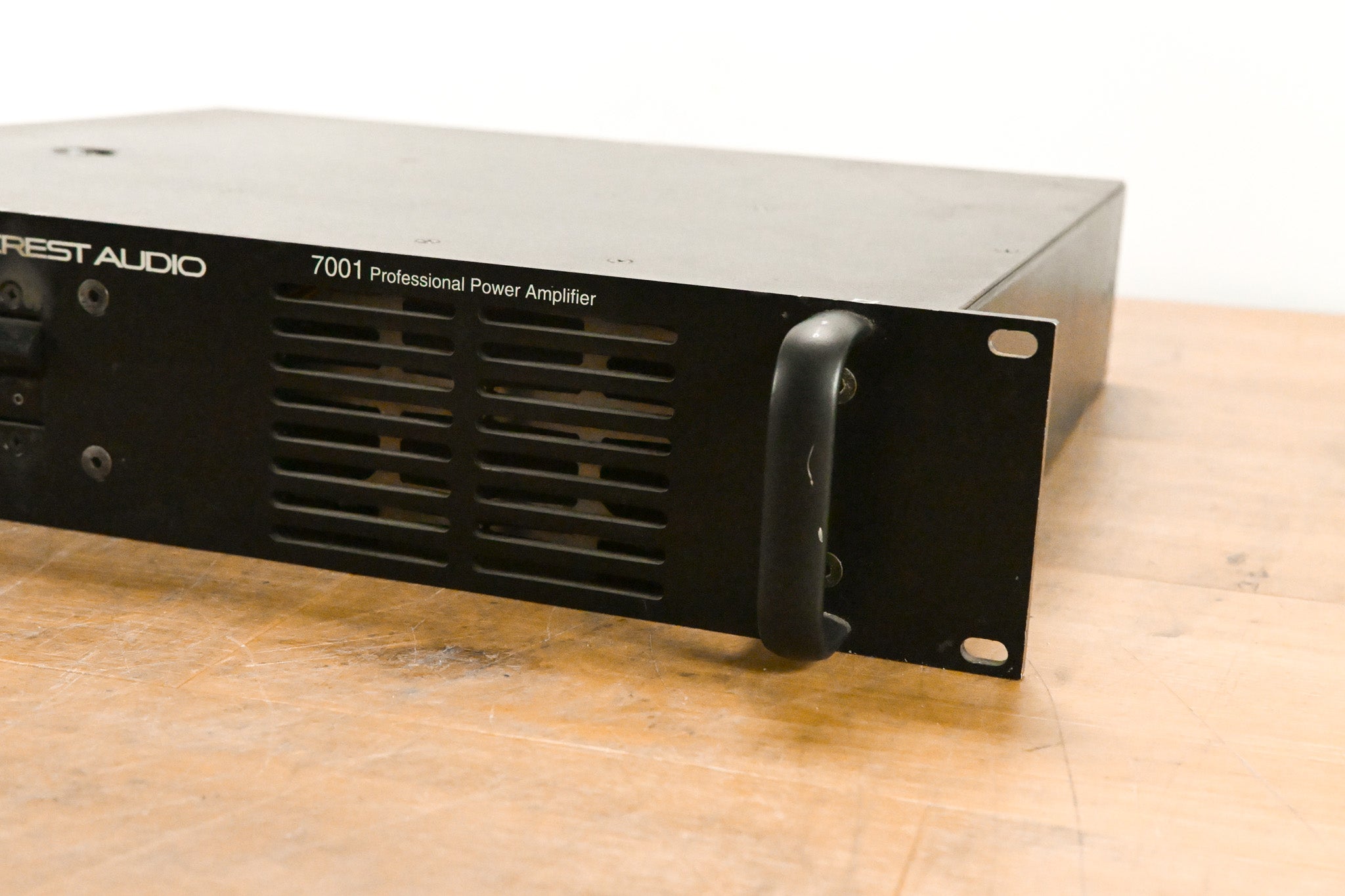 Crest Audio 7001 2-Channel Power Amplifier