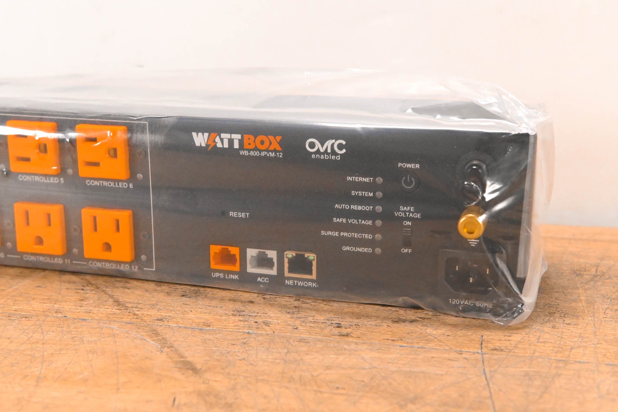 WattBox WB-800-IPVM-12 Rackmount IP Power Conditioner (12 Outlets)