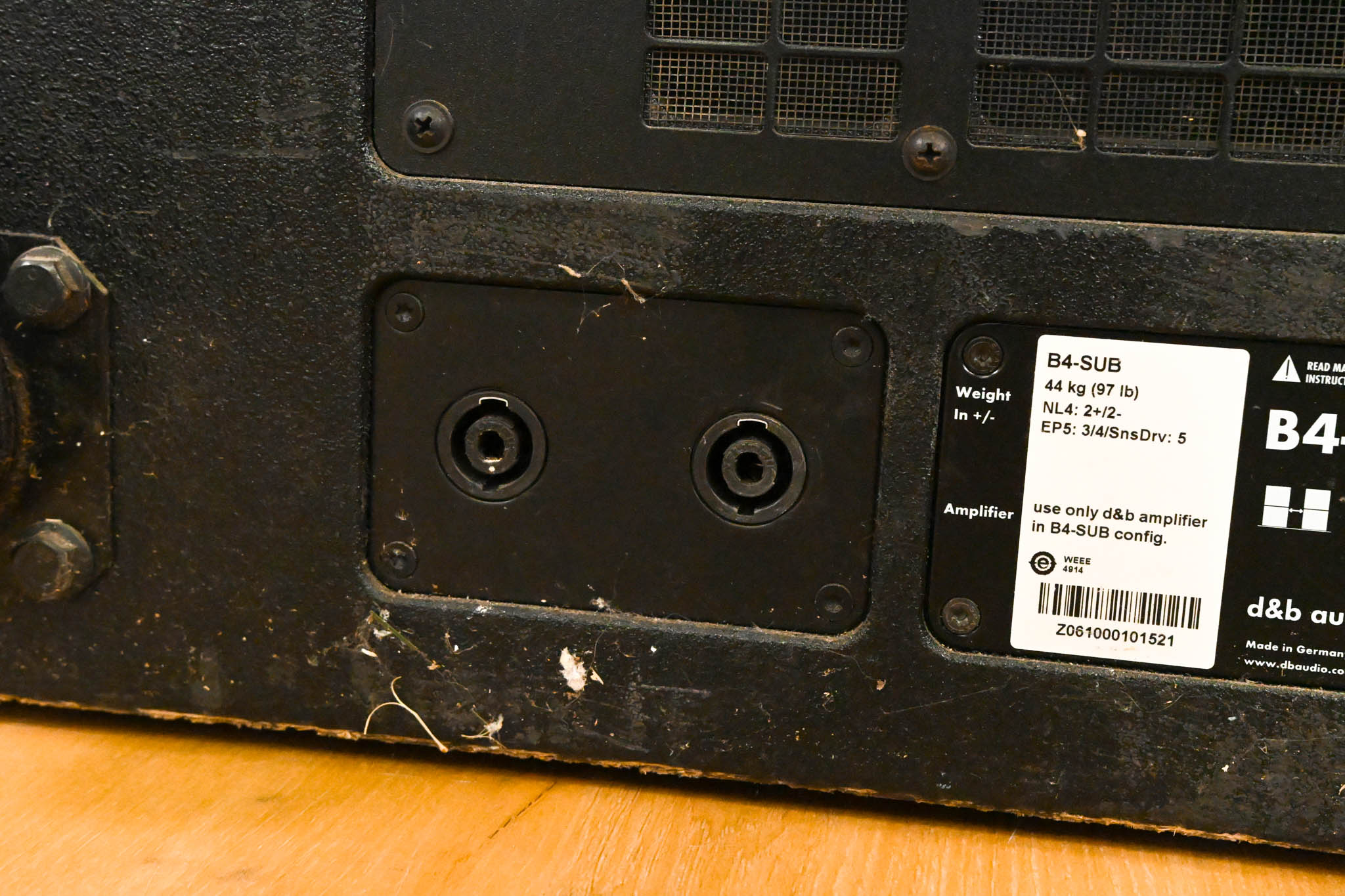 d&b audiotechnik B4-SUB Cardioid Subwoofer