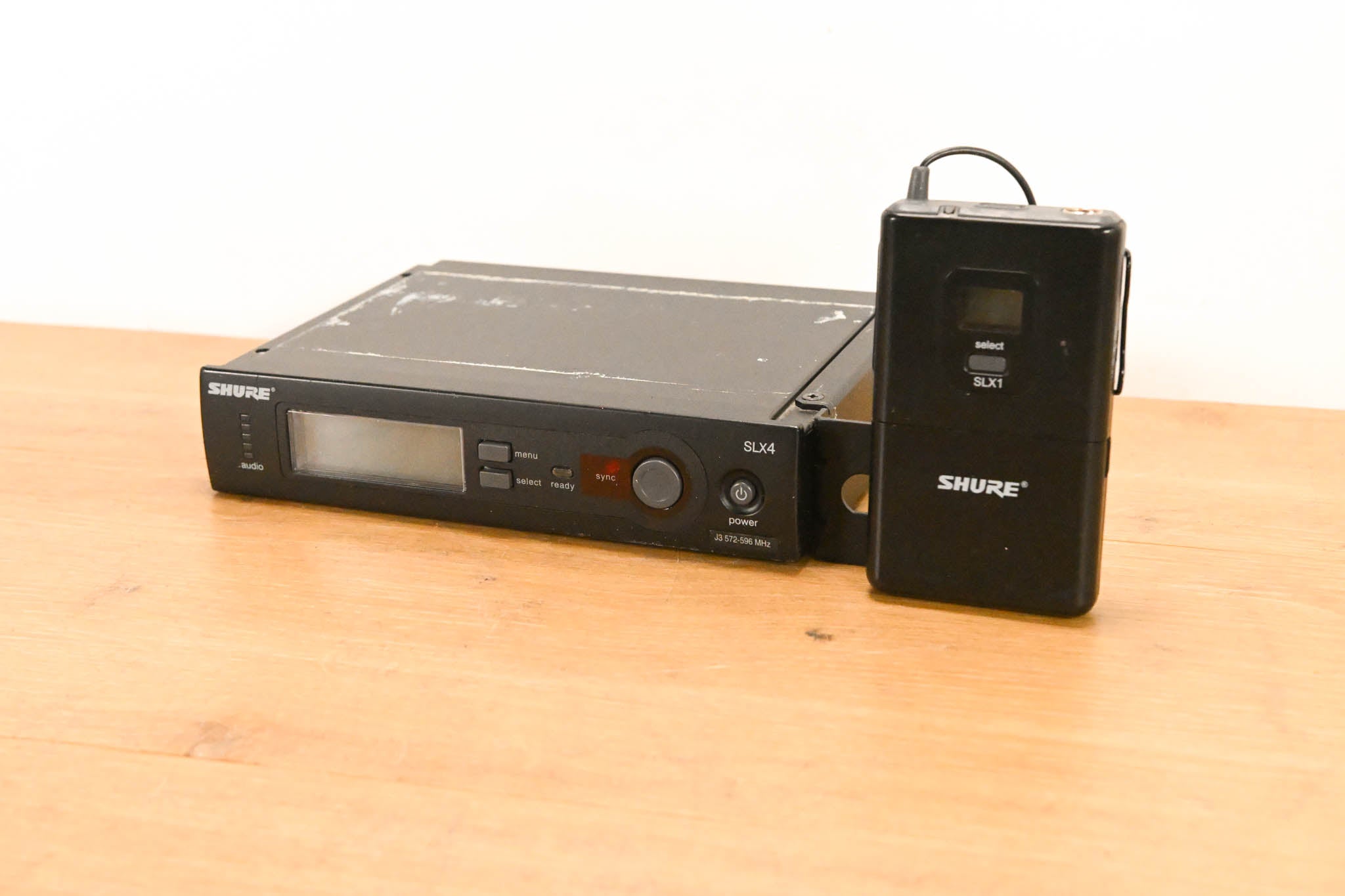 Shure SLX14 Bodypack Wireless System - J3 Band (NO POWER SUPPLY)