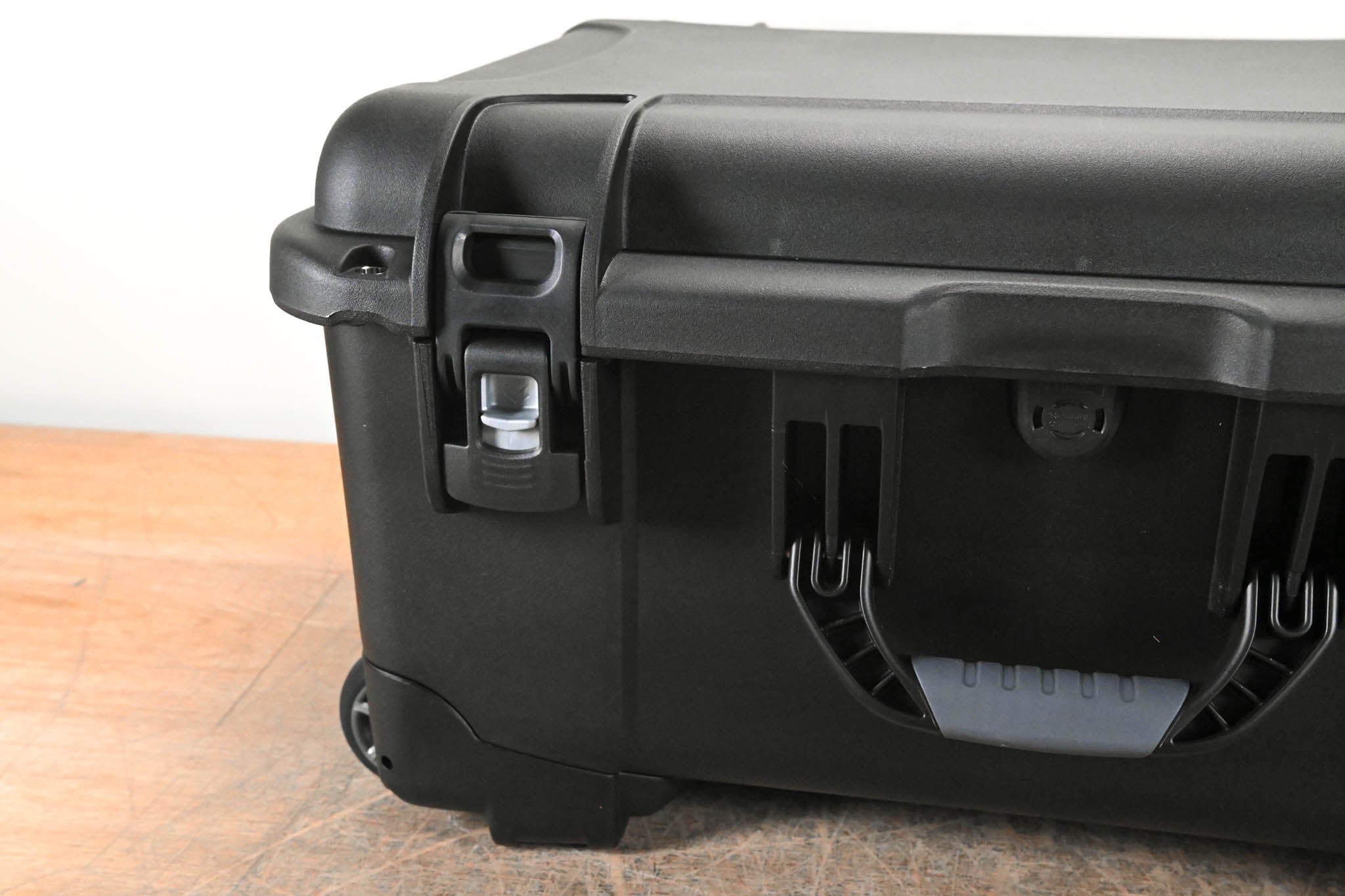Gator Cases GU-2015-10-WPNF Waterproof Case - 20.5″ x 15.3″ x 10.1″