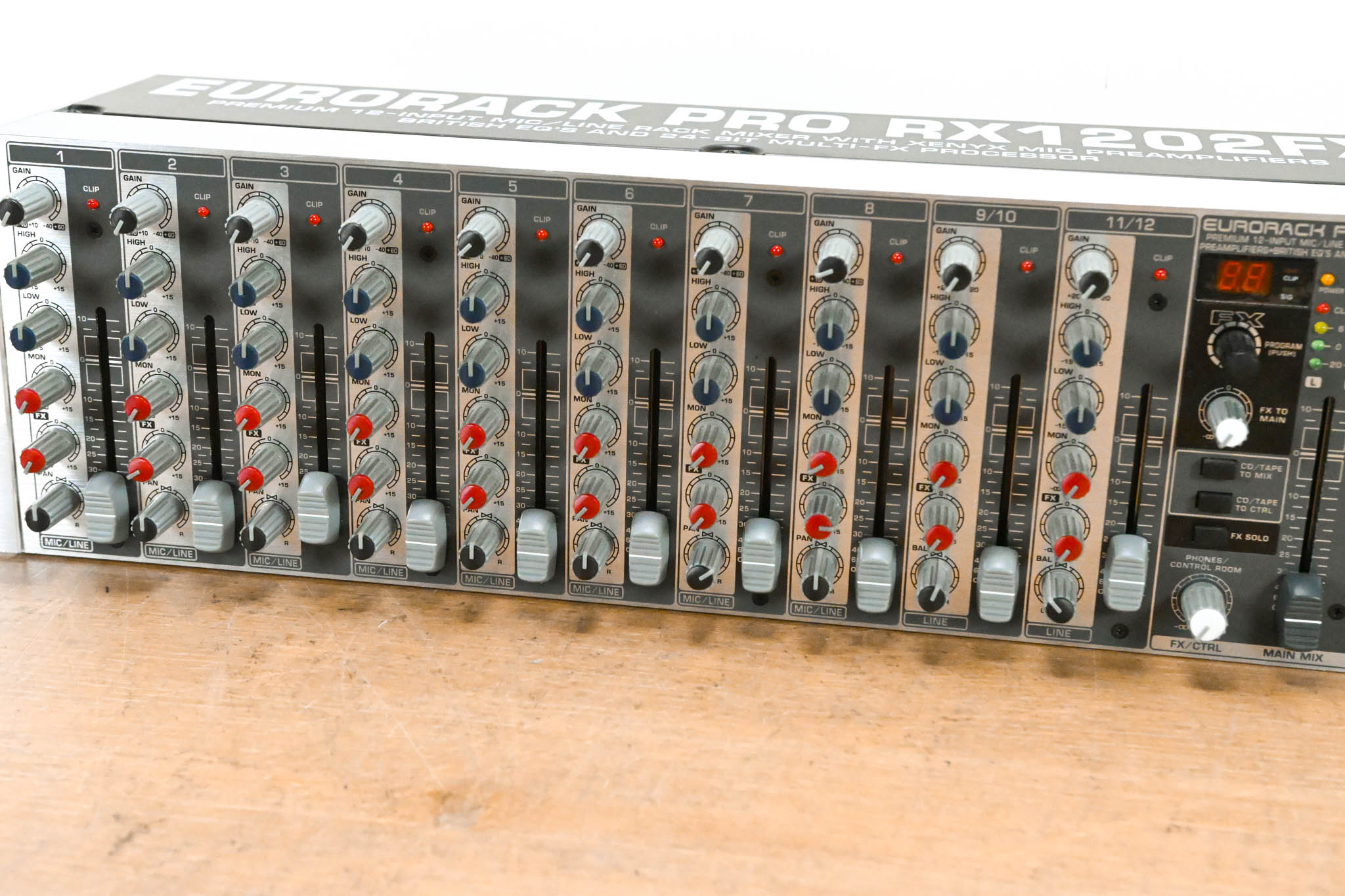 Behringer EURORACK PRO RX1202FX 12-Input Mic/Line Rack Mixer