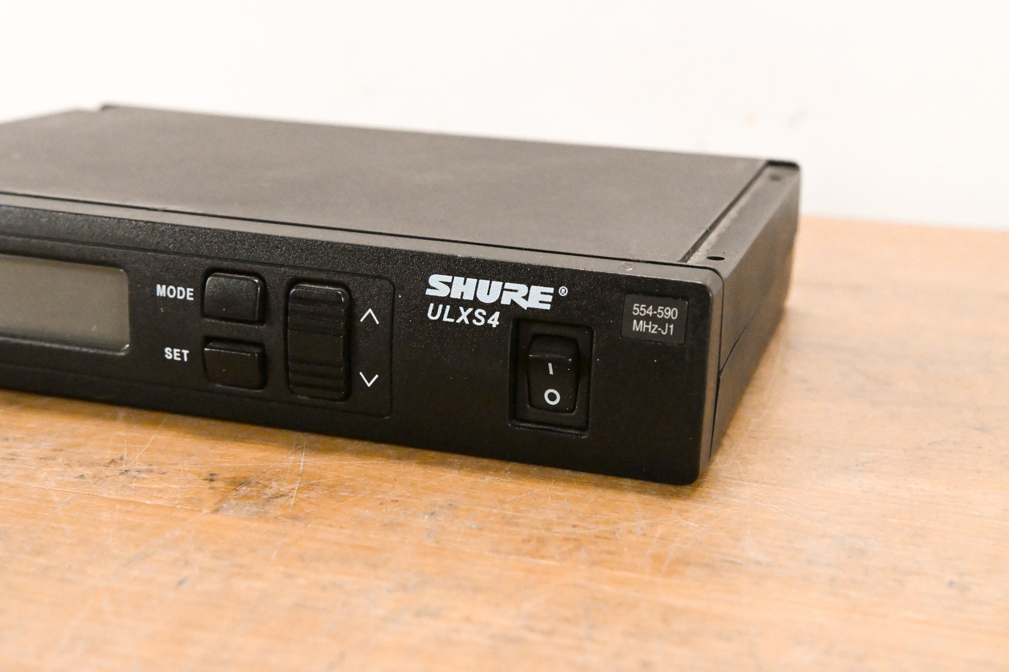Shure ULXS4 Wireless Receiver - J1 Band: 554-590 MHz (NO POWER SUPPLY)
