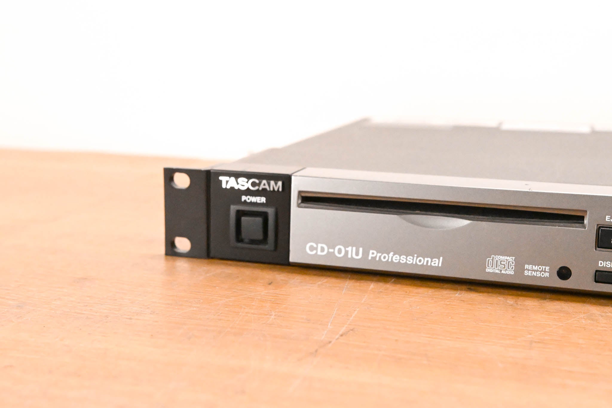 TASCAM CD-01U PRO Professional Rackmount CD Player