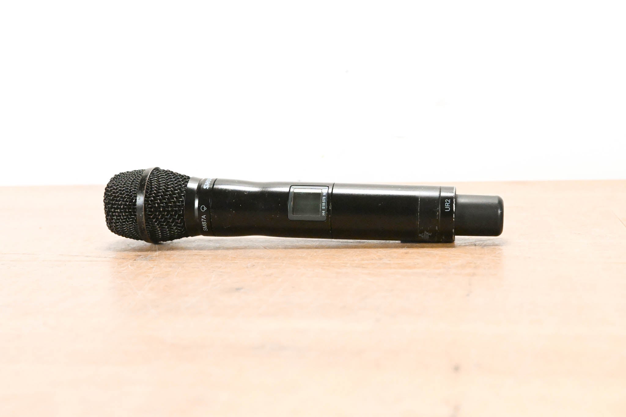 Shure UR2/SM87A Handheld Transmitter with SM87A Capsule - H4 Band