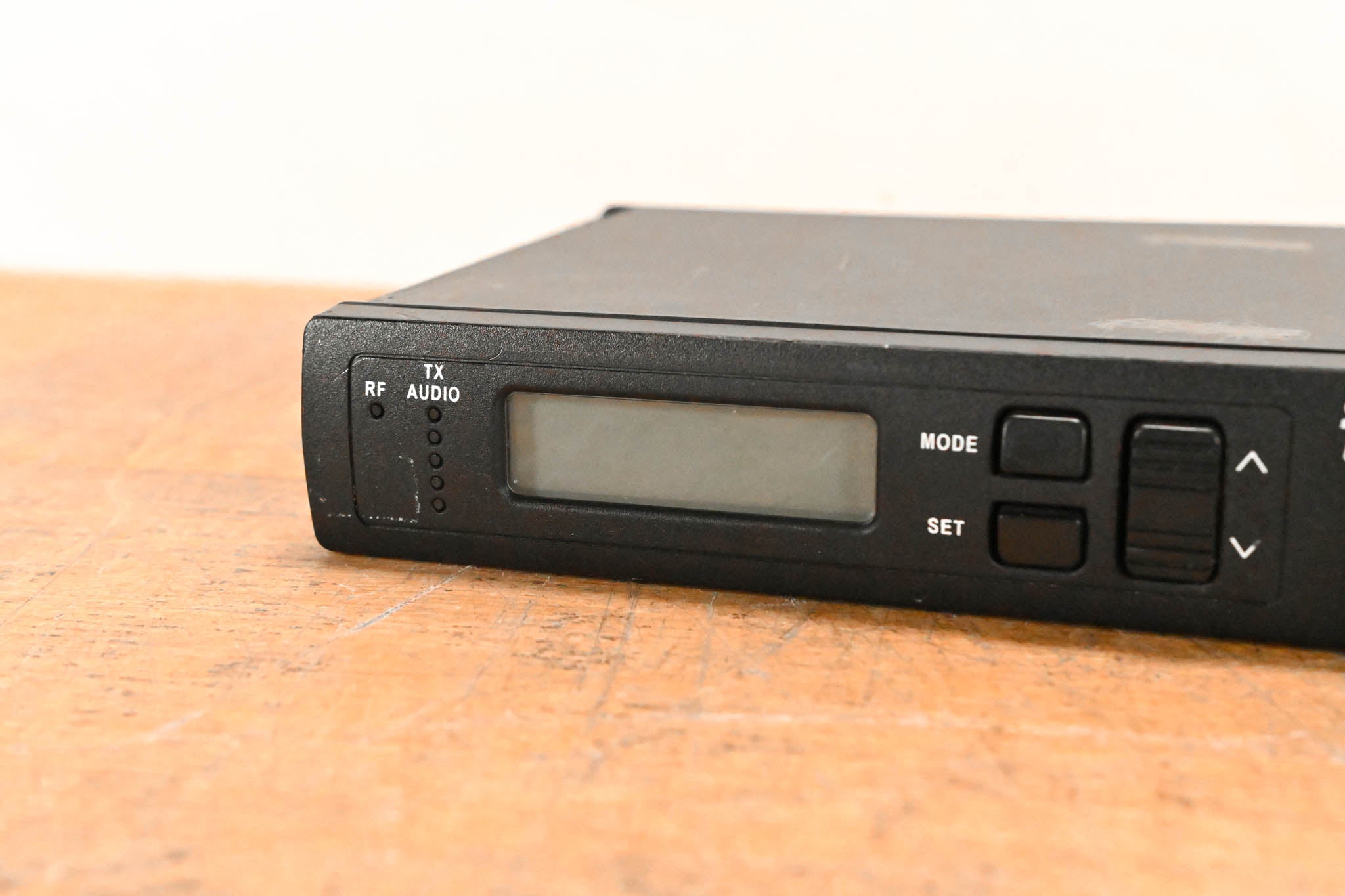 Shure ULXS4 Wireless Receiver - G3 Band: 470-506 MHz (NO POWER SUPPLY)