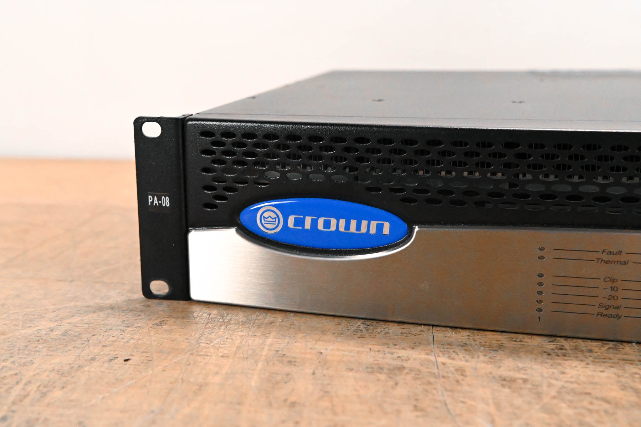 Crown CTs 2000 Two-Channel 1000W Power Amplifier