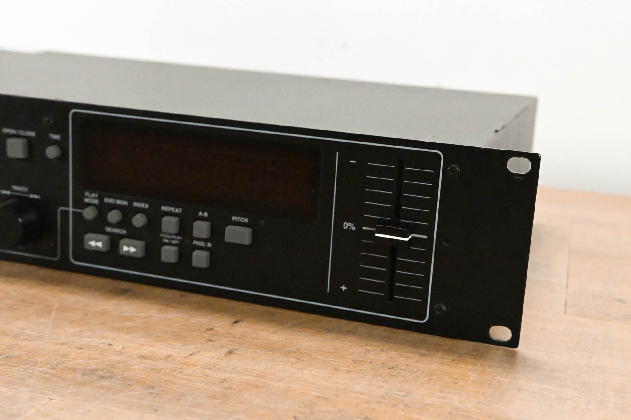 Denon DN-C630 Professional Single CD Player