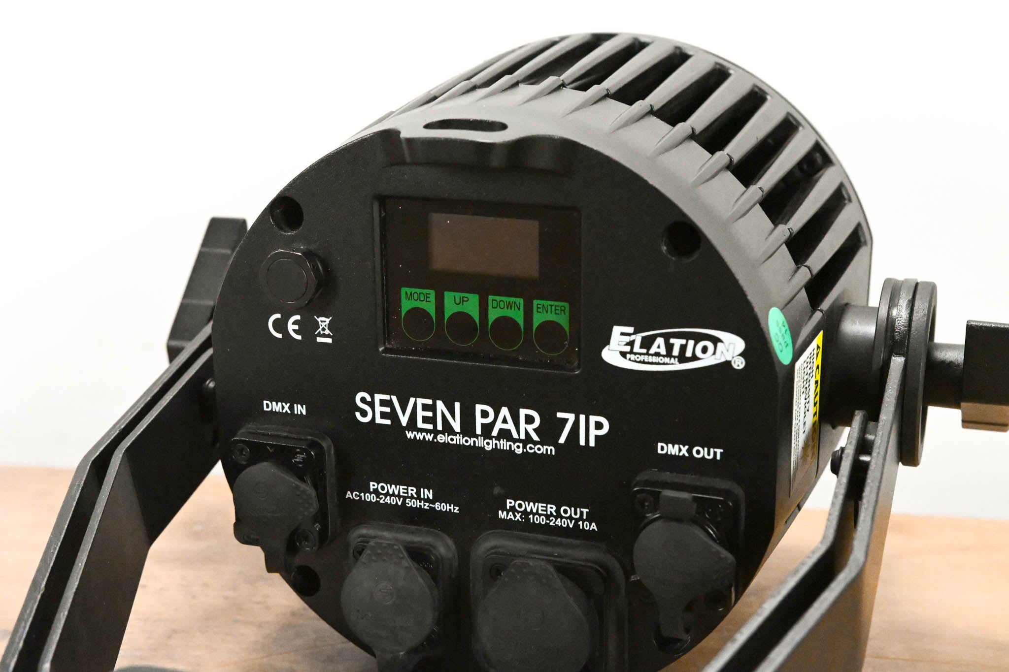 Elation SEVEN PAR 7IP 7-Color LED Par Wash Light (NO POWER CABLE)