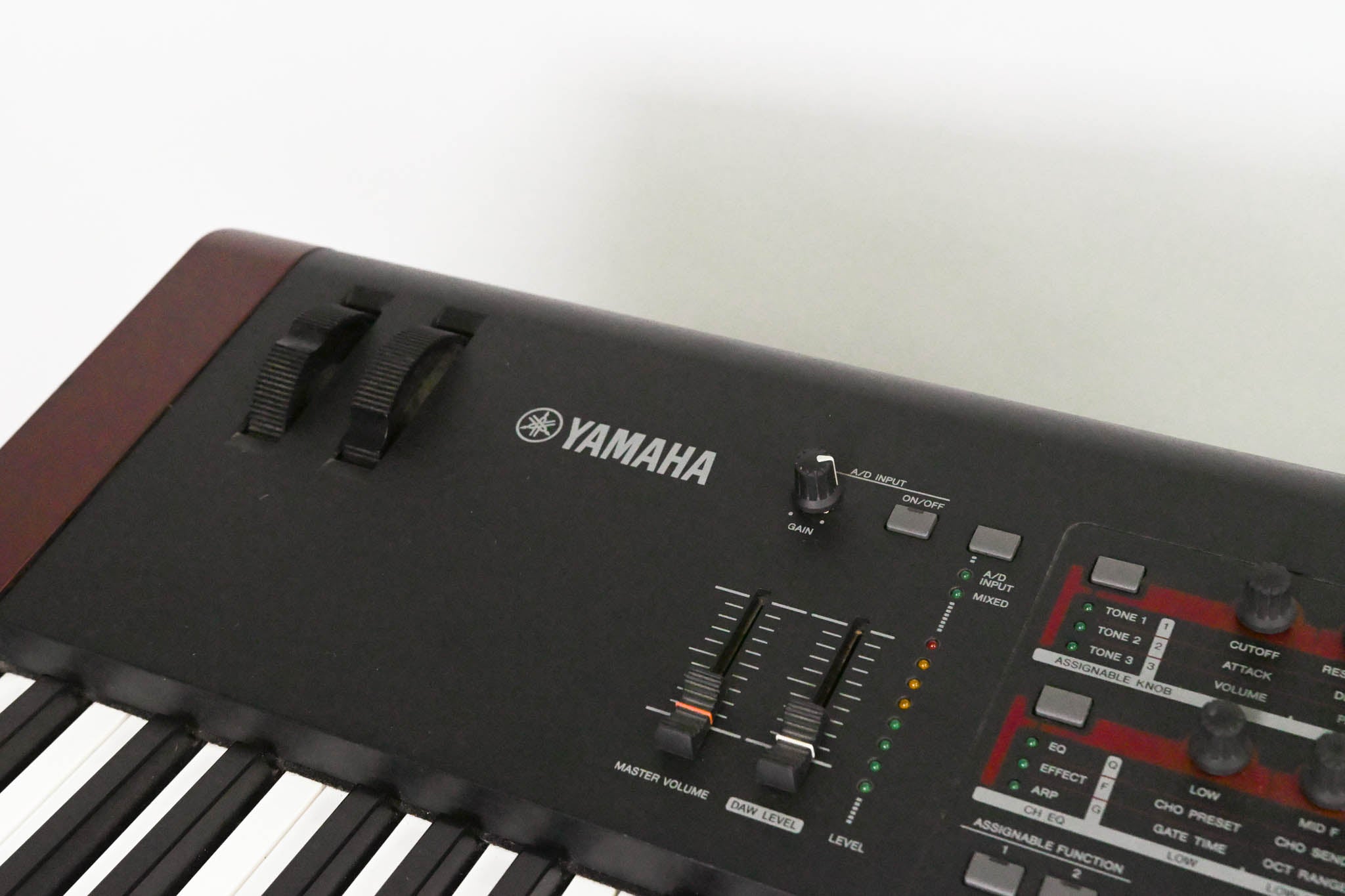 Yamaha MOXF8 88-Key Synthesizer Workstation (NO POWER SUPPLY)