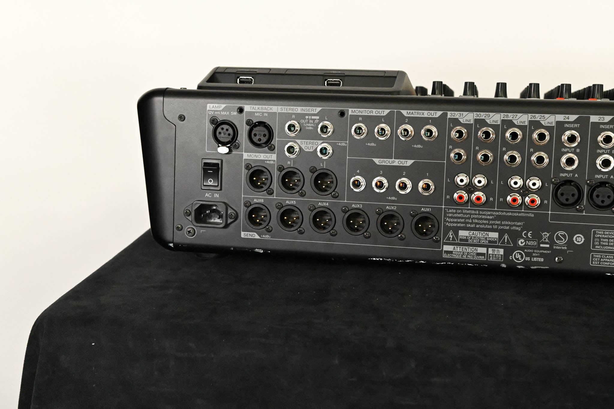 Yamaha MGP32X 32-Channel Mixer with USB and Effects