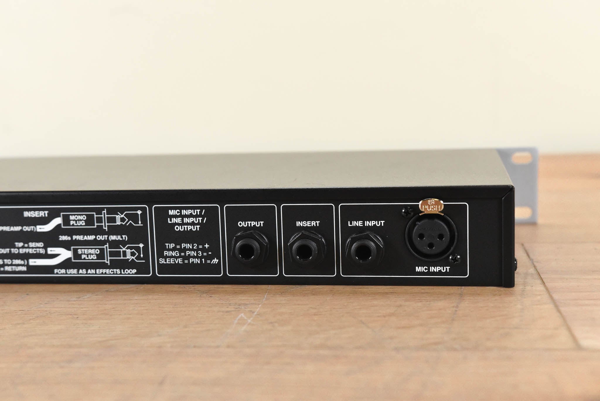 dbx 286s Microphone Preamp/Channel Strip