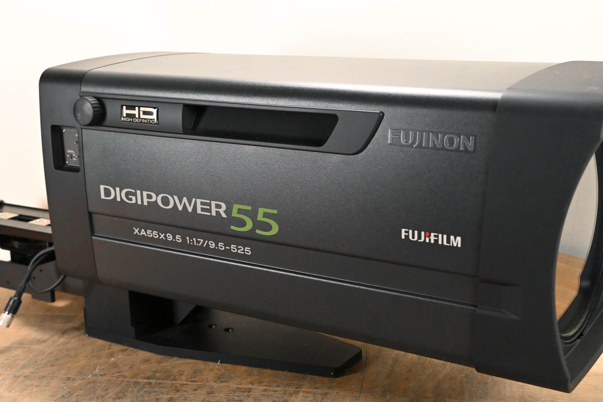 Fujinon XA55x9.5 BESM-S5L Digipower 55 2/3" EFP Box Lens 1:1.7/9.5-525mm
