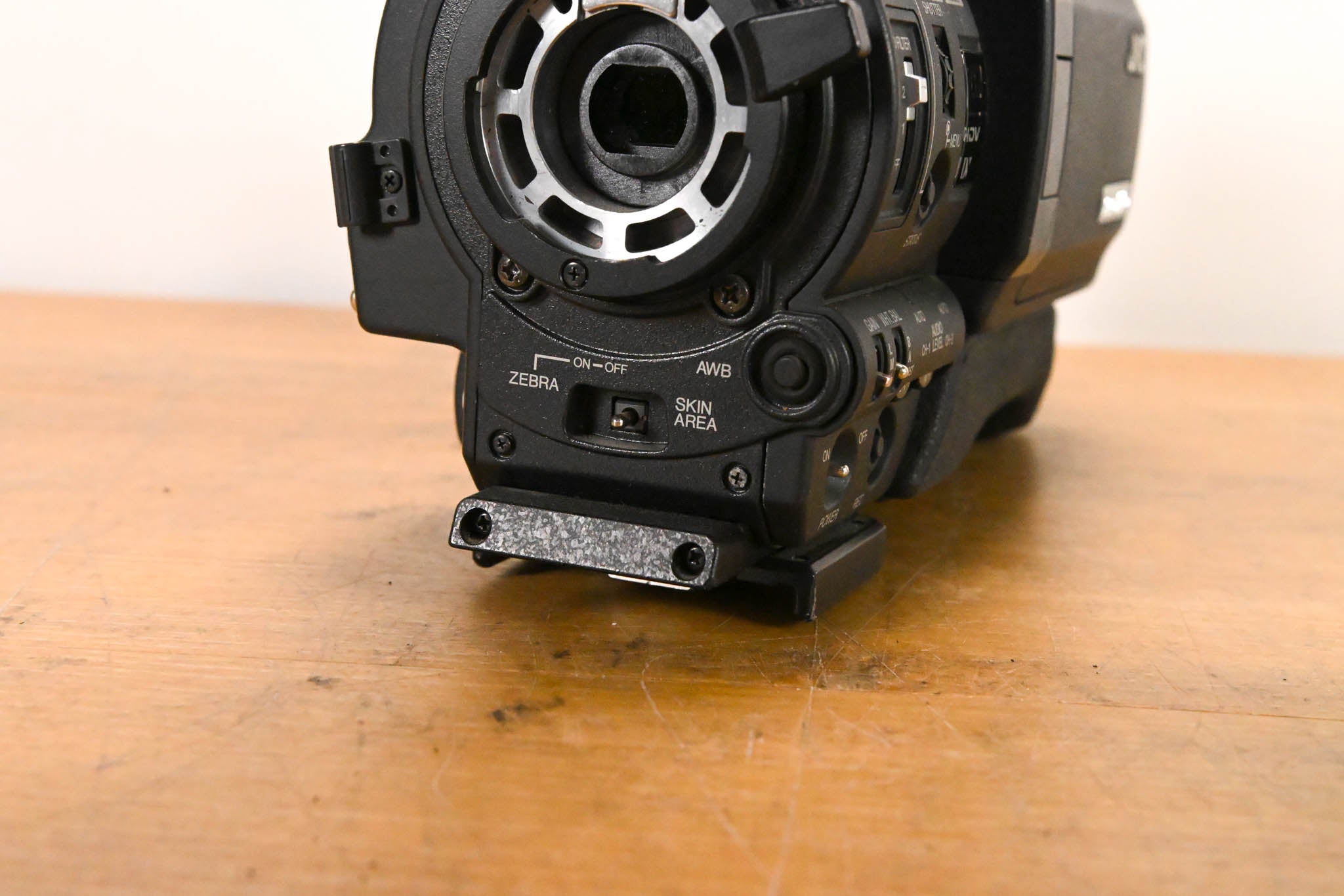 JVC GY-HD110U 1/3" 3-CCD Professional HDV Camcorder