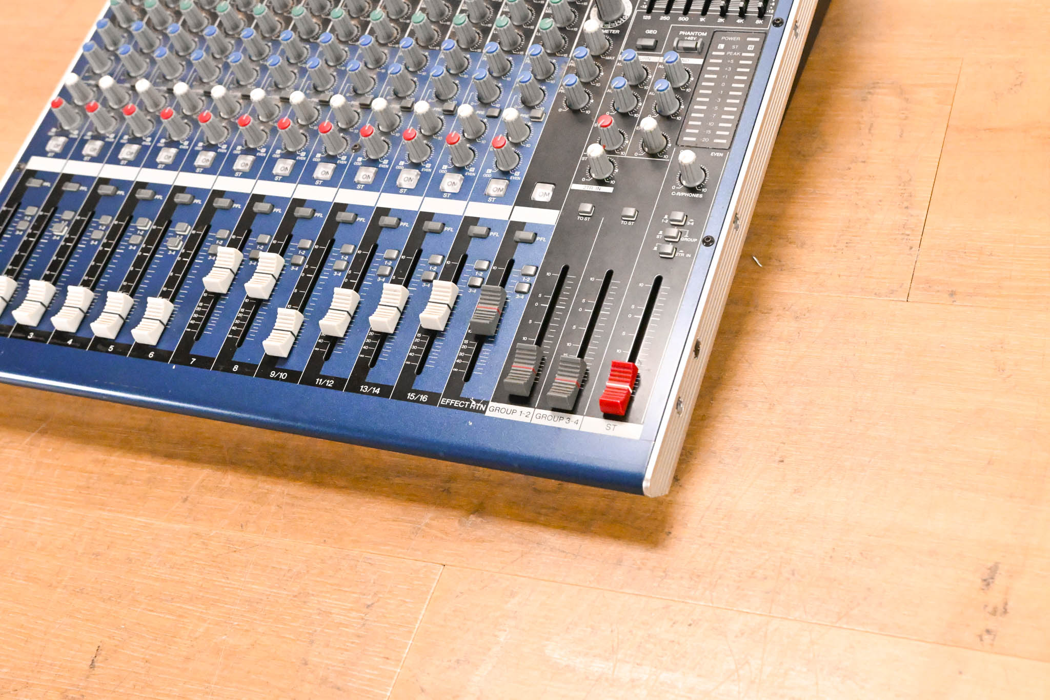 Yamaha MG16/6FX 16-Channel 6-Bus Analog Mixing Console (NO POWER SUPPLY)