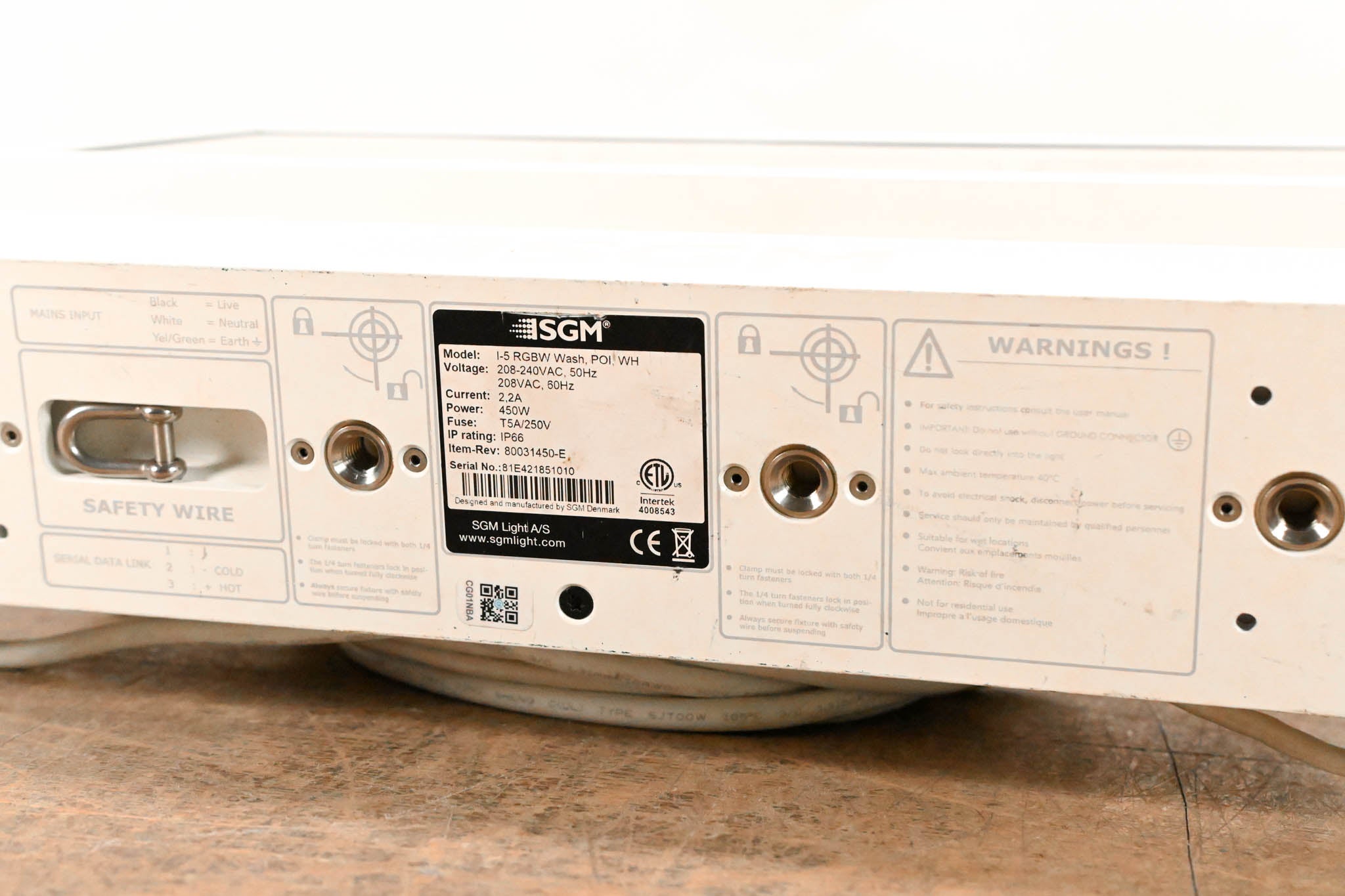 SGM i·5 RGBW POI Outdoor LED Wash Light