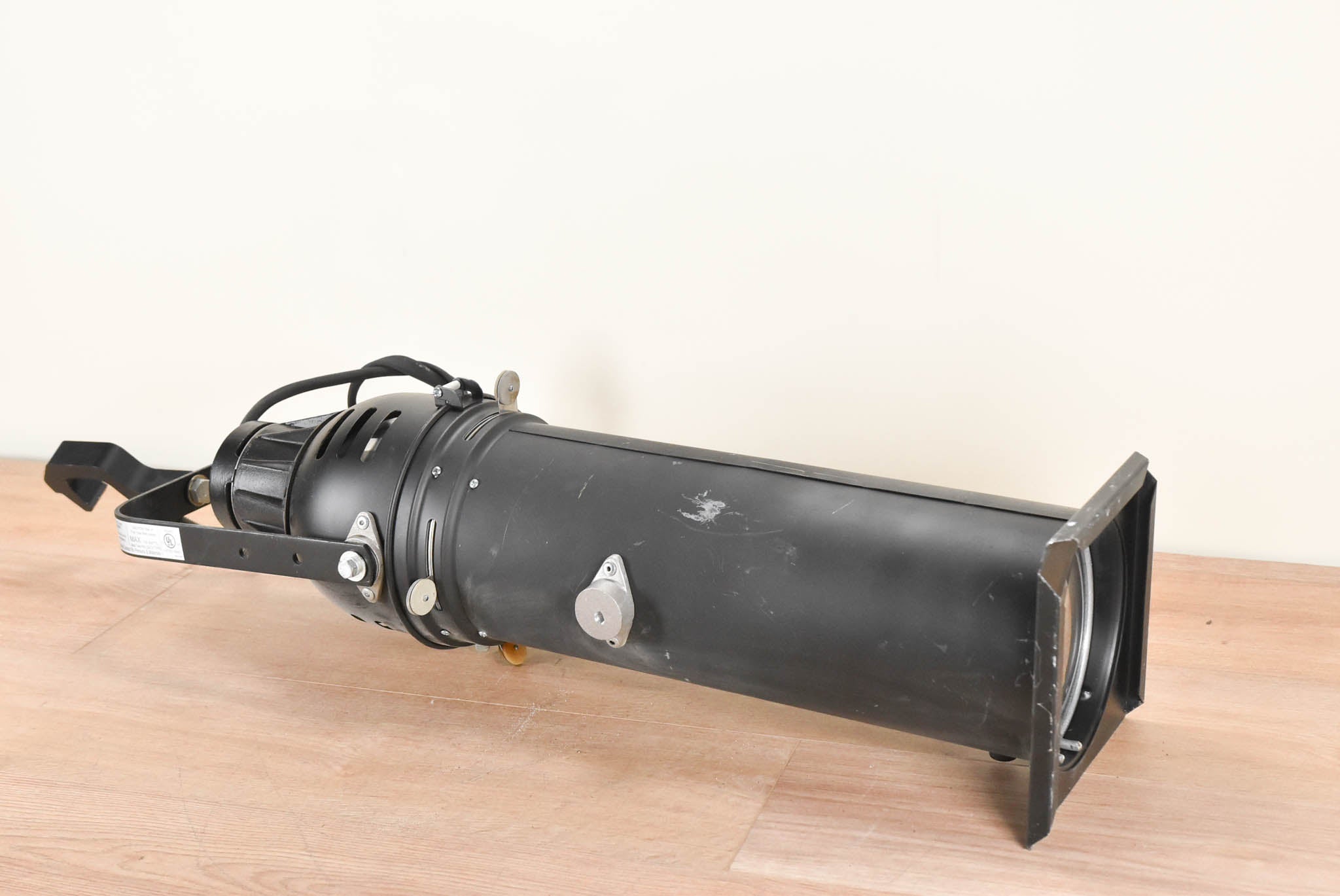 L&E AQ61 Ellipsoidal Light (Unknown Lens Degree)