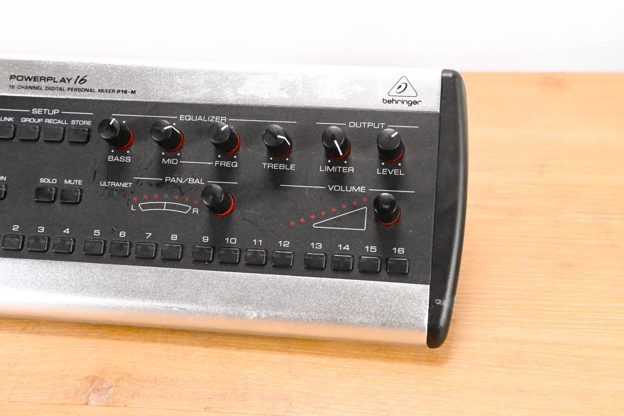 Behringer Powerplay P16-M 16-Channel Digital Personal Mixer