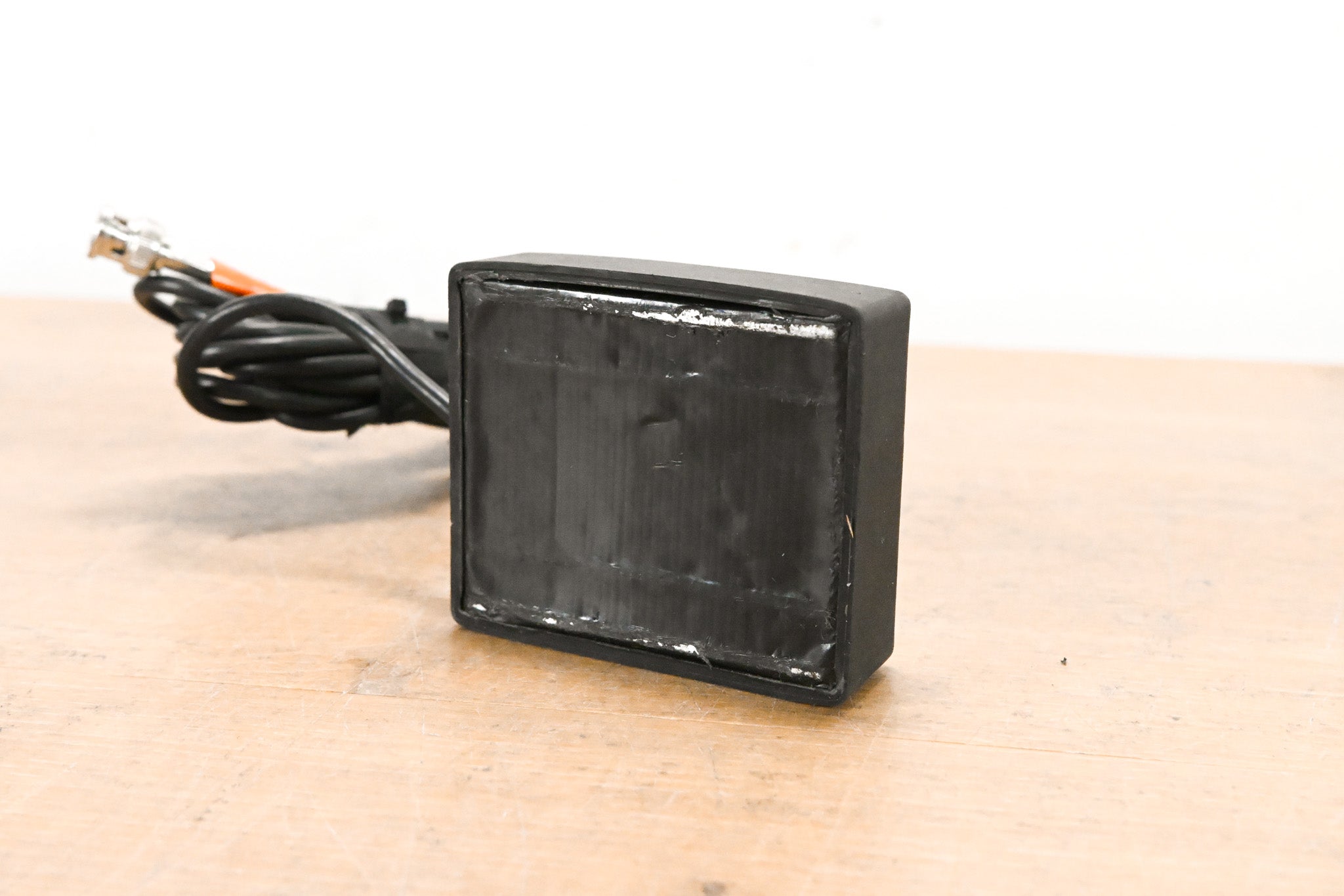 Radiall / Larsen BNC-BNC Magnet Mount