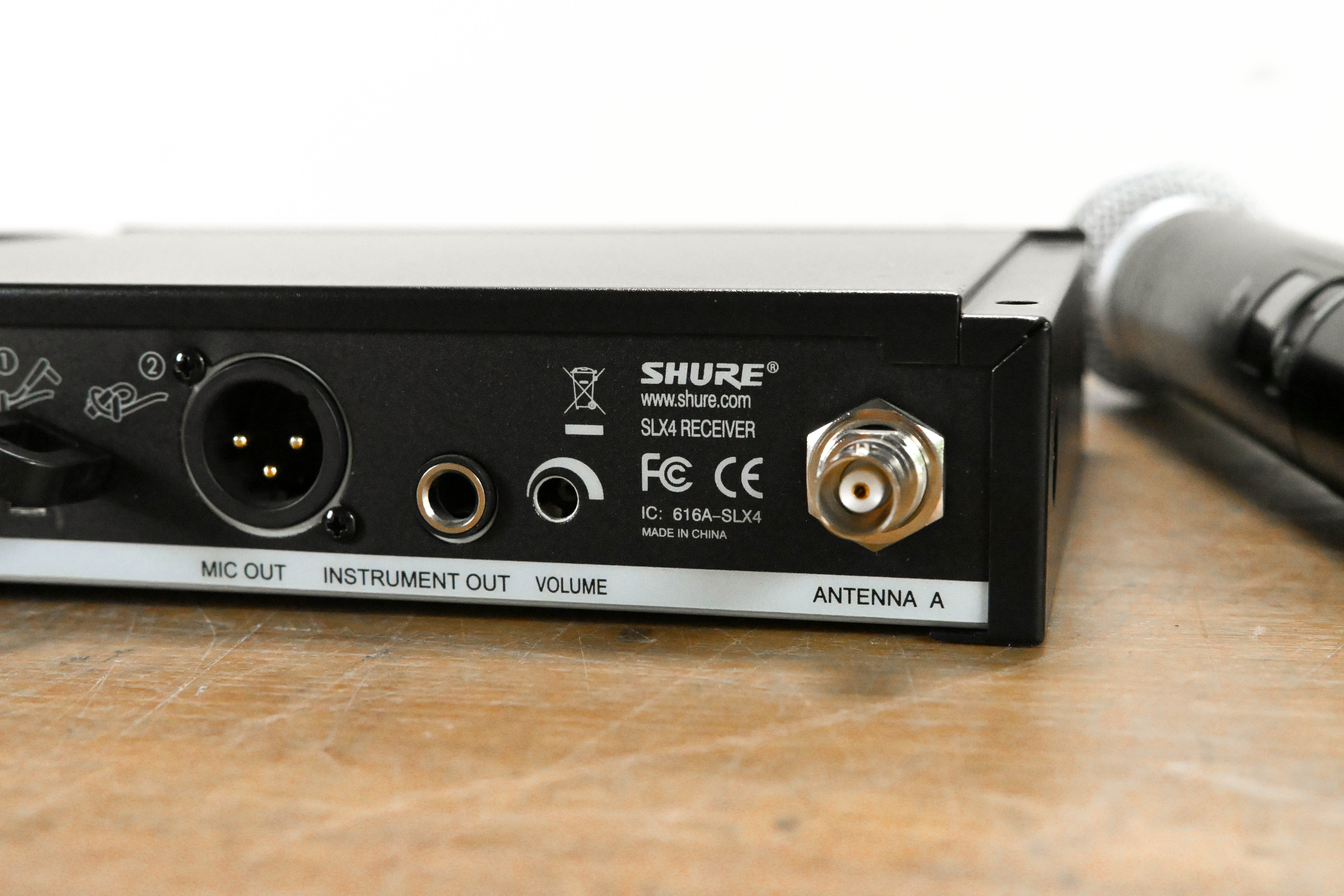 Shure SLX24/SM58 Handheld Wireless System - H5 Band (NO POWER SUPPLY)