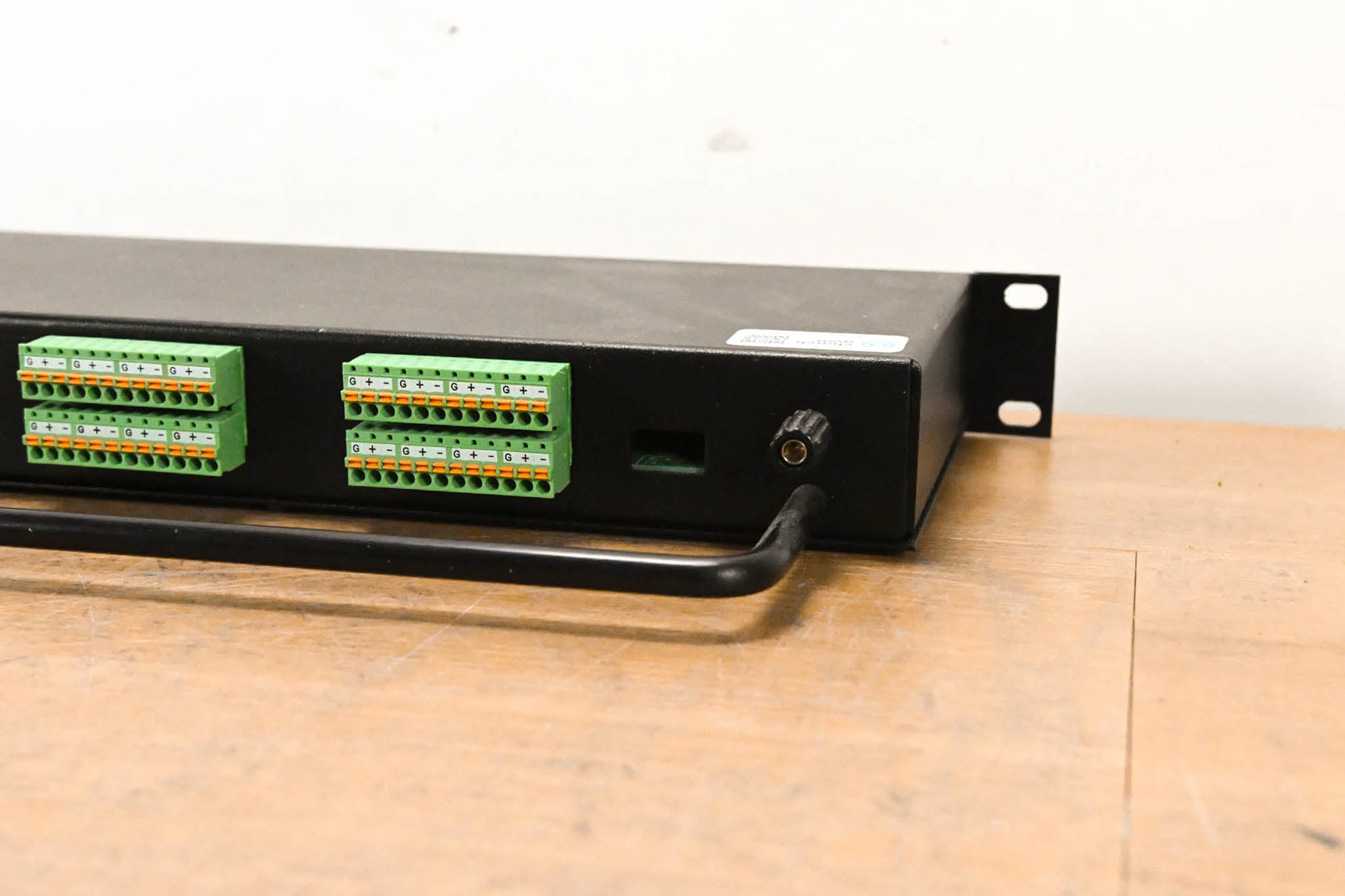 Whirlwind SPC83 8-Channel Mic Splitter w/ 1 Direct & 2 Isolated Outputs
