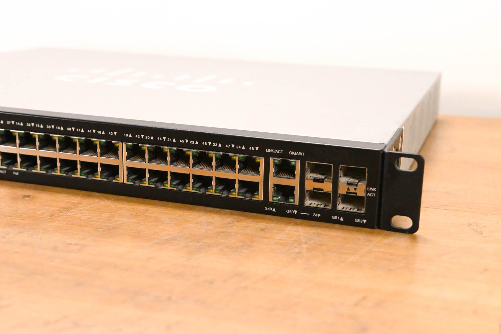 Cisco SG350-52MP 52-Port Gigabit PoE Managed Switch