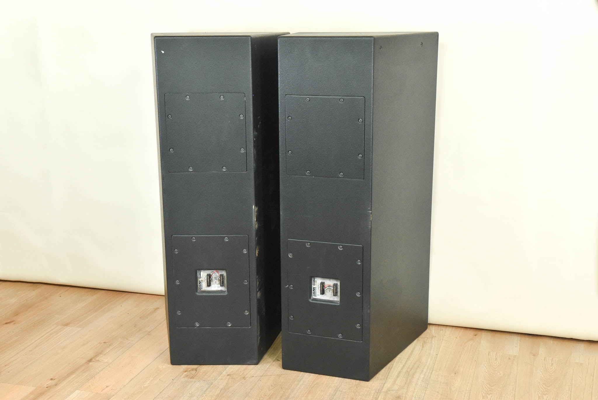 EAW MQV1394e Full-Range, Three-Way Loudspeaker (PAIR)