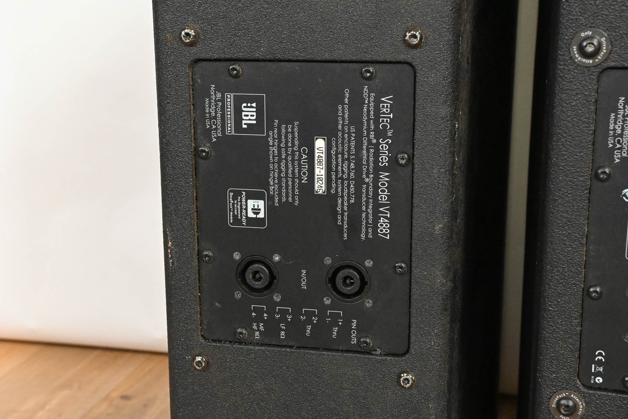 JBL VT4887 Compact Bi-Amplified 3-Way Line Array Element (PAIR)