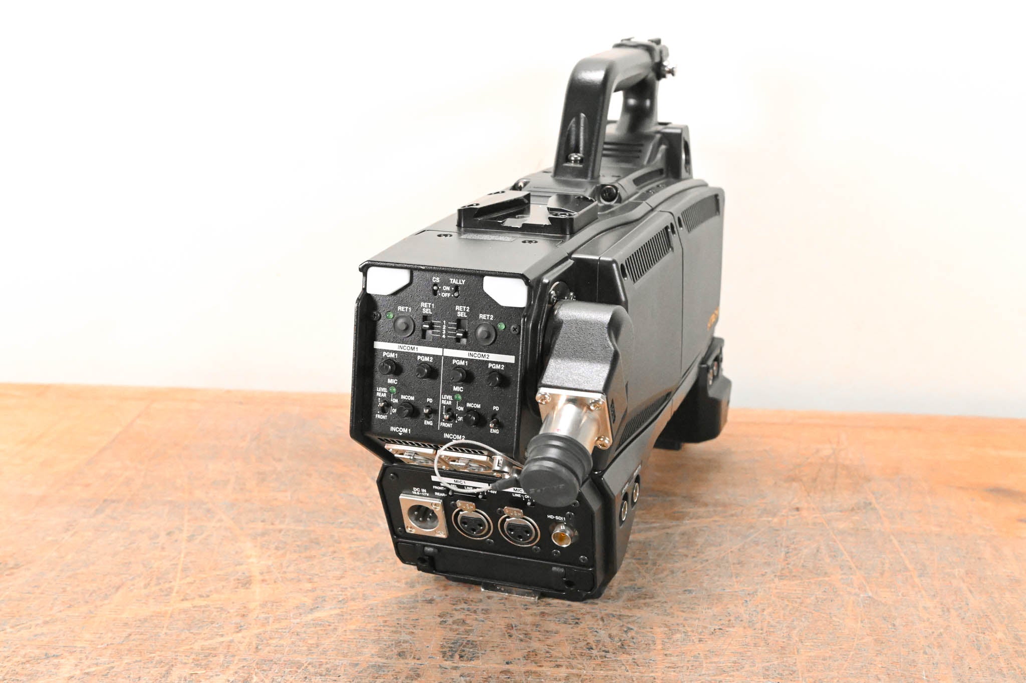 Hitachi Z-HD5000 HDTV Camera with CA-HF1000 Camera Adaptor