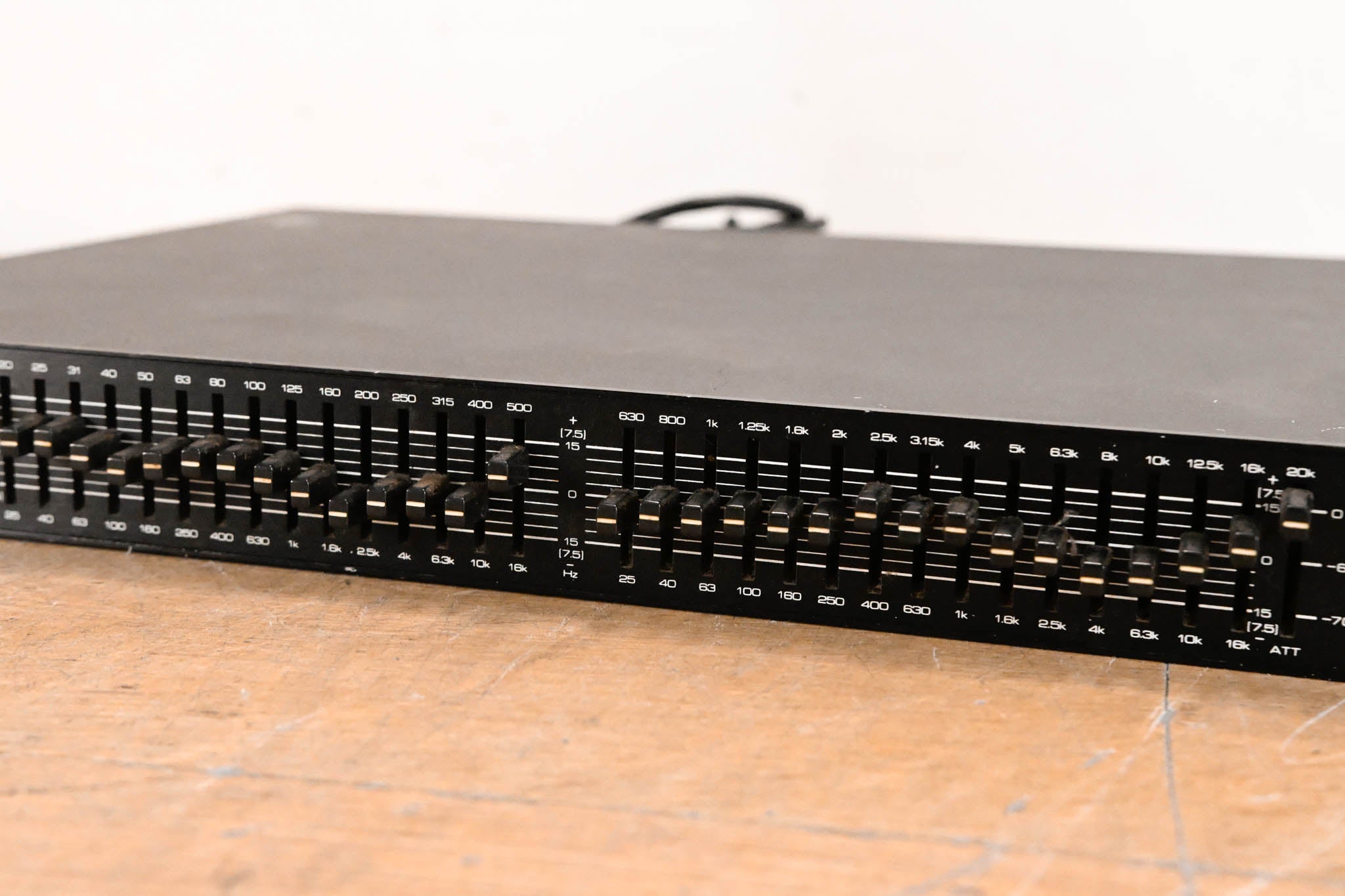 dbx 1531X Dual 31-Band Graphic Equalizer with Mono/Stereo Switch