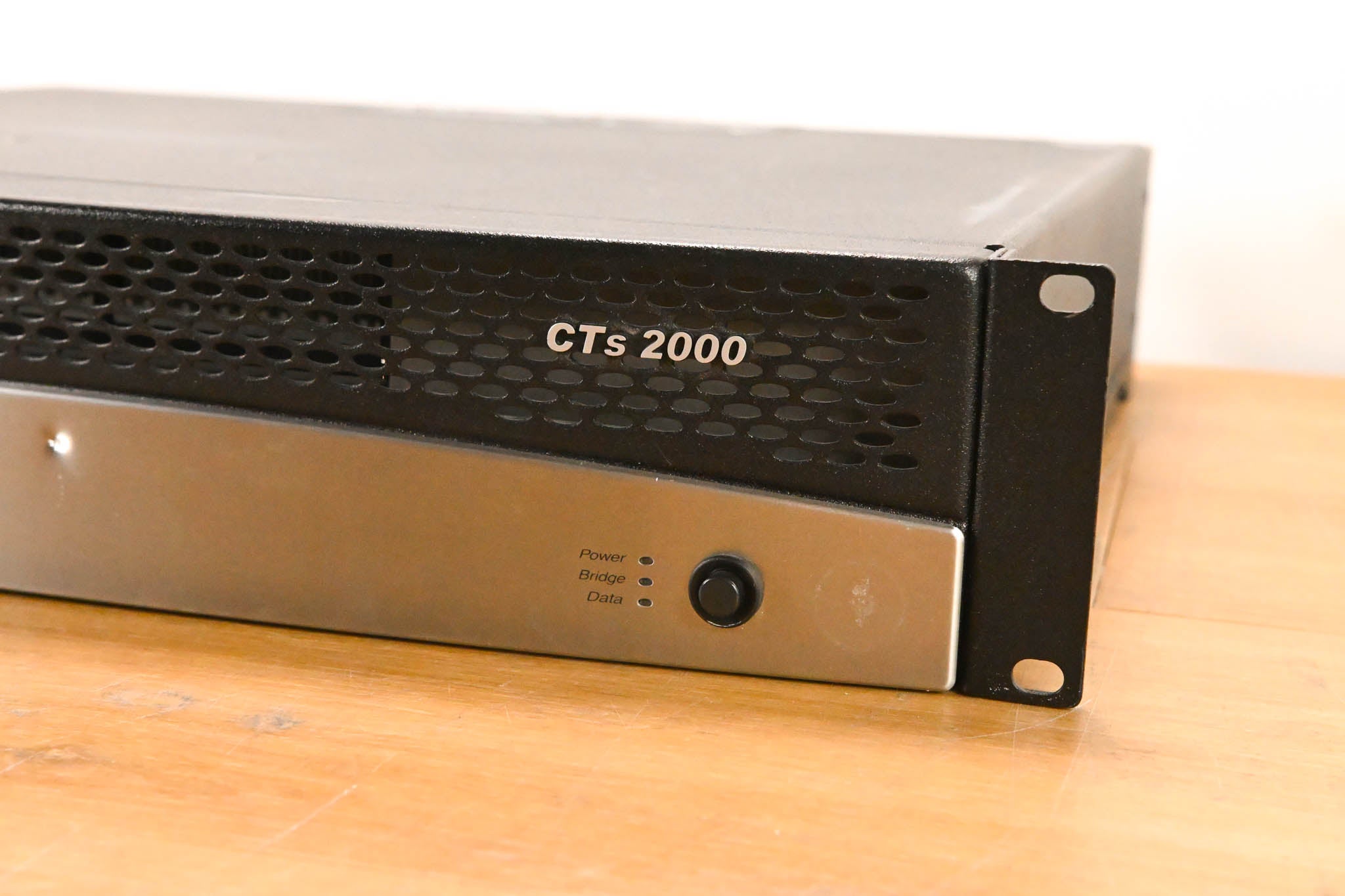 Crown CTs 2000 2-Channel 1000W Power Amplifier