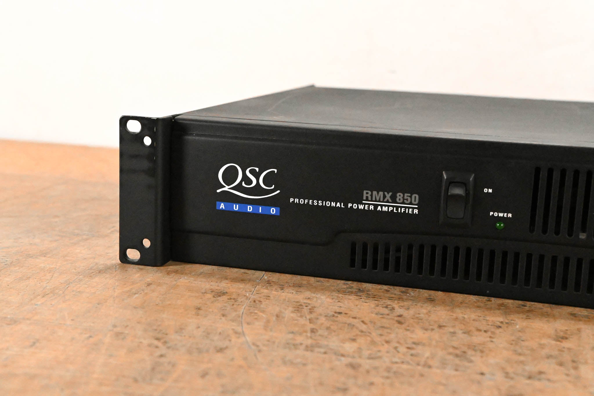 QSC RMX850 2-Channel Power Amplifier