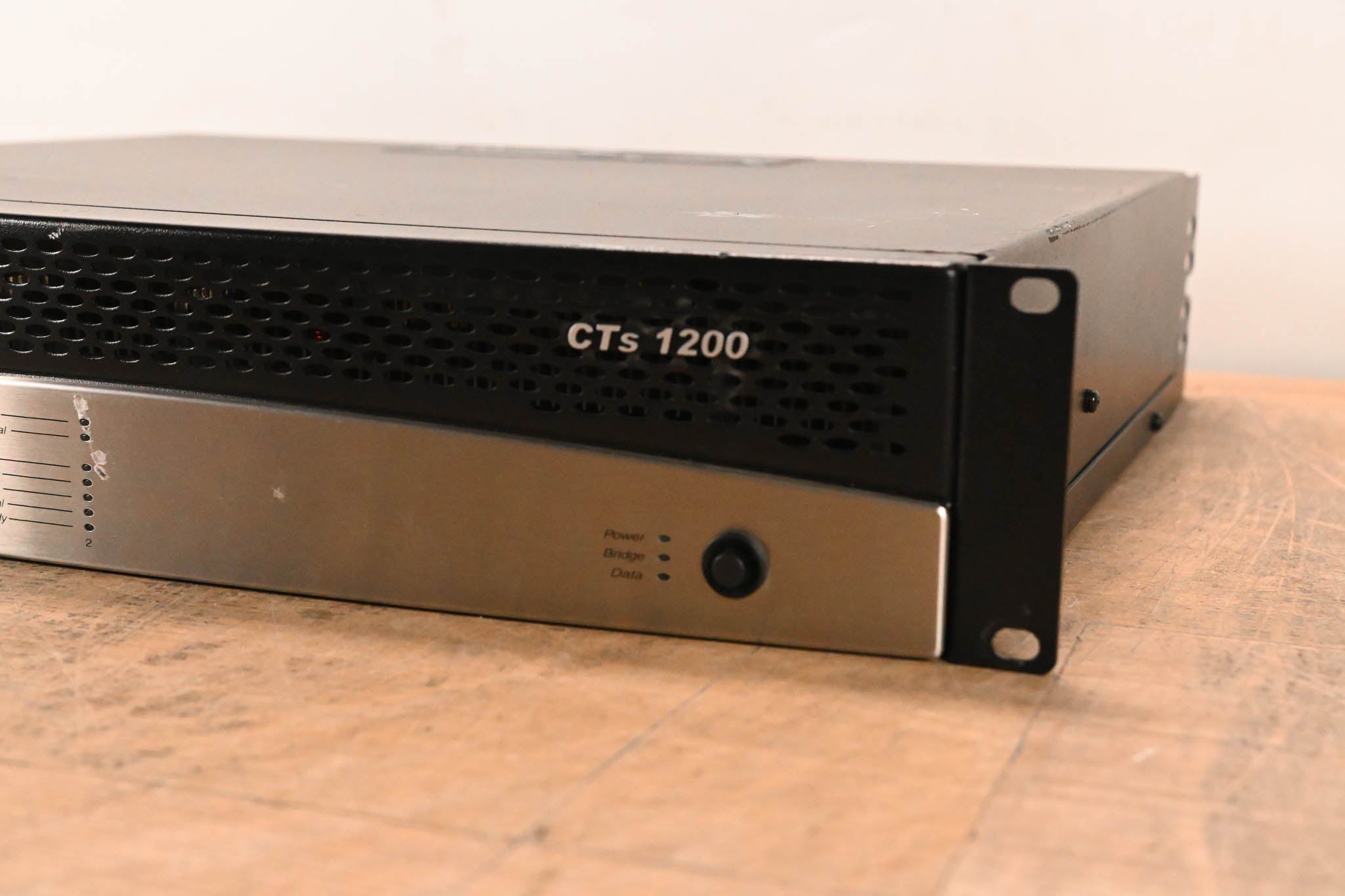 Crown CTs 1200 Two-Channel 600W Power Amplifier
