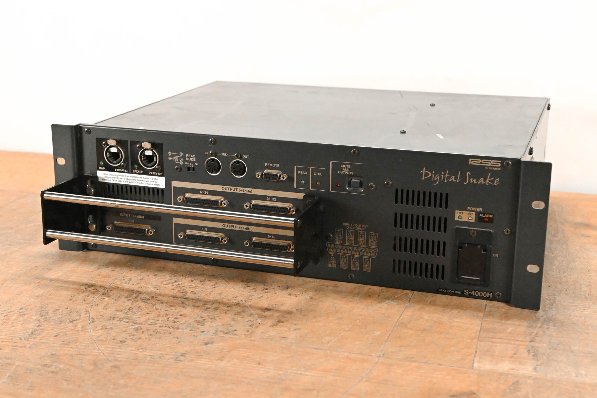 Roland S-4000H Digital Snake 32 x 8 Front of House Unit