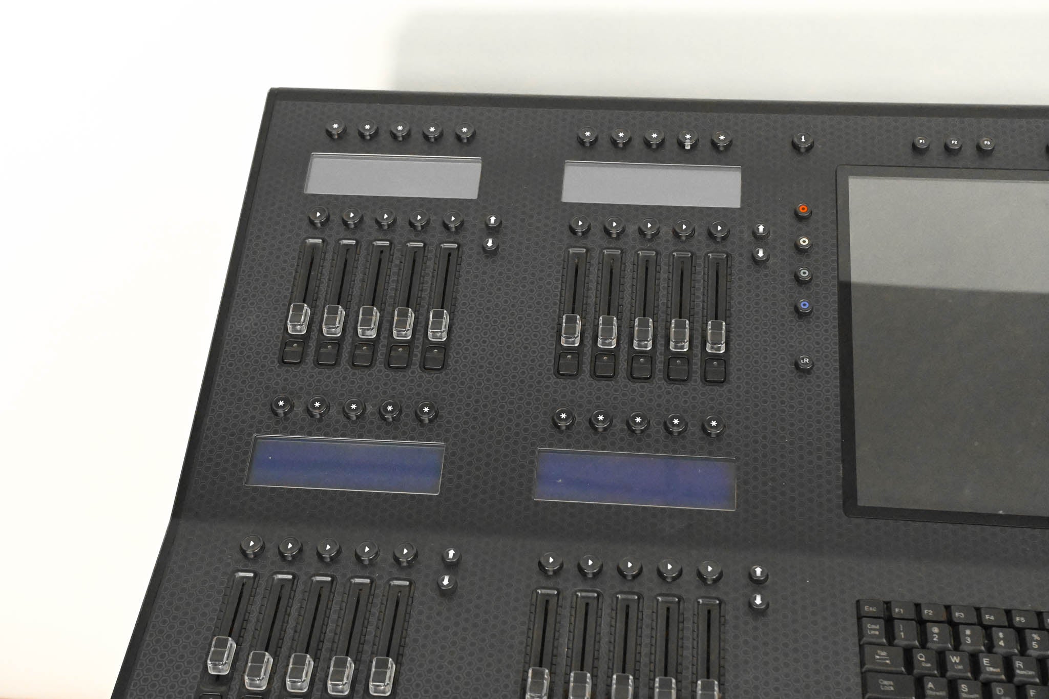 Jands Vista L5 Lighting Control Console with 16-Universe Internal Dongle