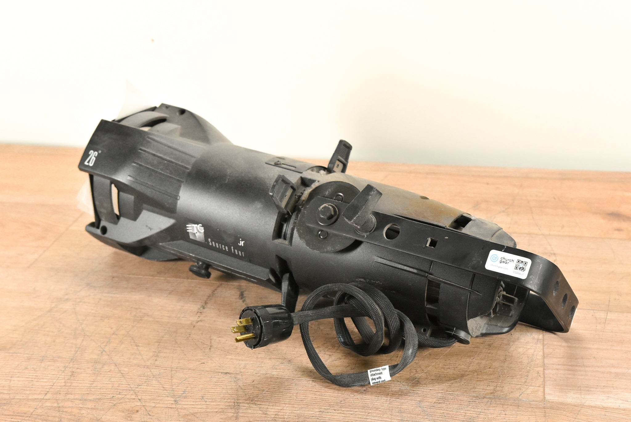 ETC Source Four Jr 26 Degree 575 Ellipsoidal Light