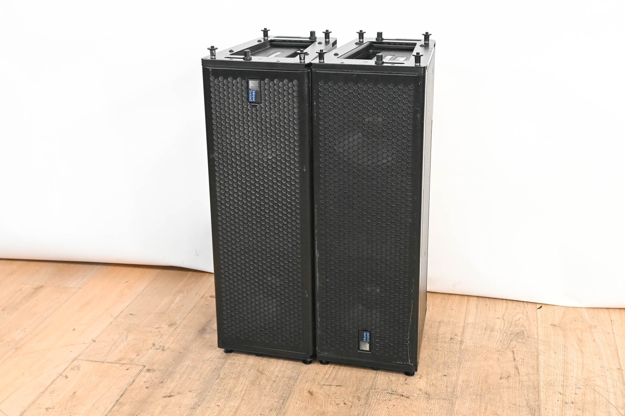 Meyer Sound M'elodie High-Power Curvilinear Array Loudspeaker (PAIR)