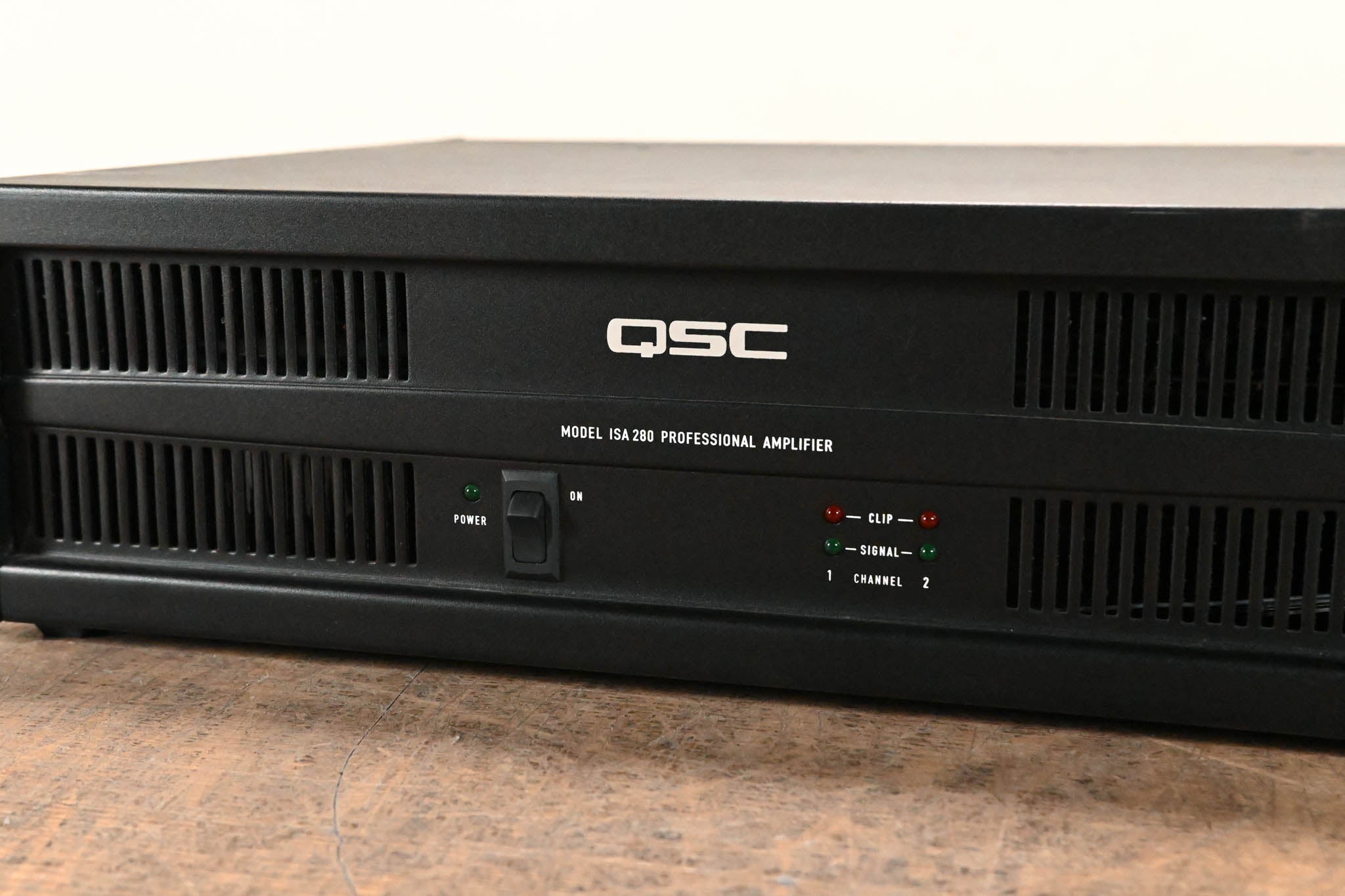 QSC ISA280 2-Channel Installation Power Amplifier
